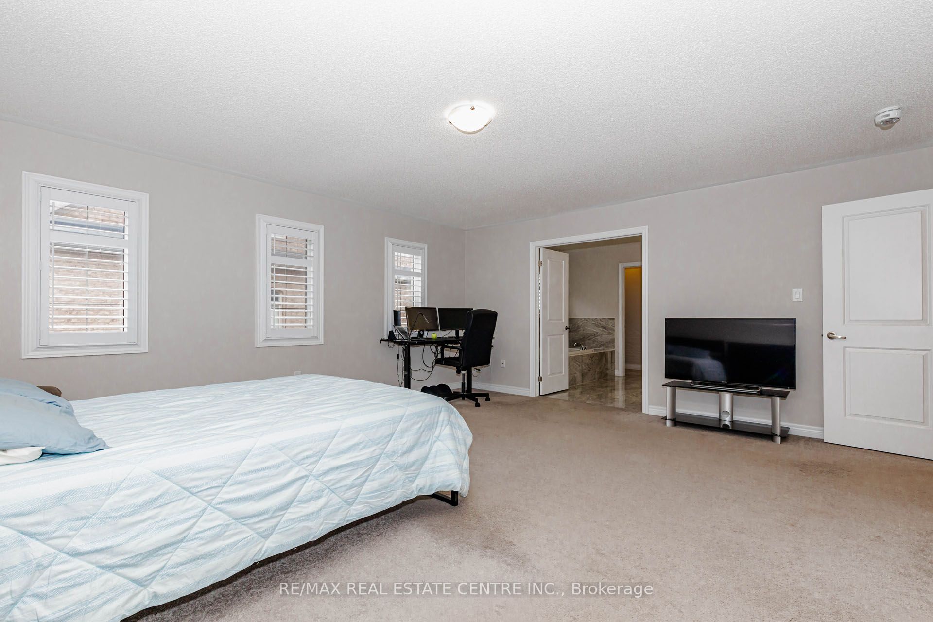 1332 Blackmore Street Property Photo 27