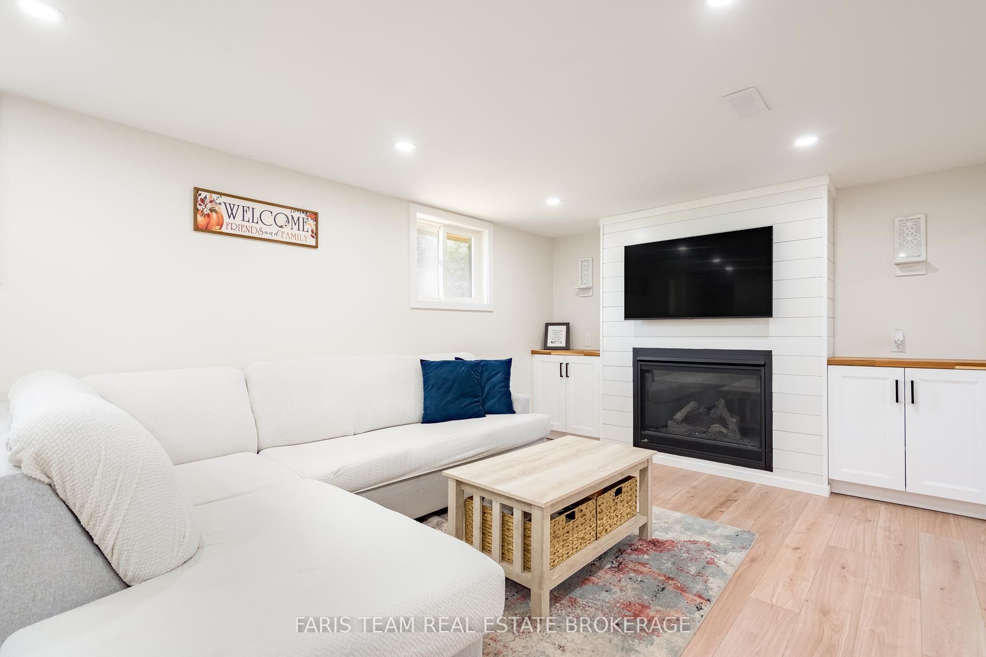 201 Parkside Crescent Property Photo 19