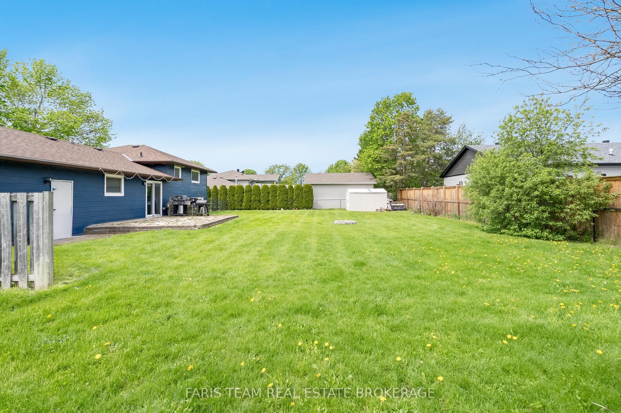 201 Parkside Crescent Property Photo 26