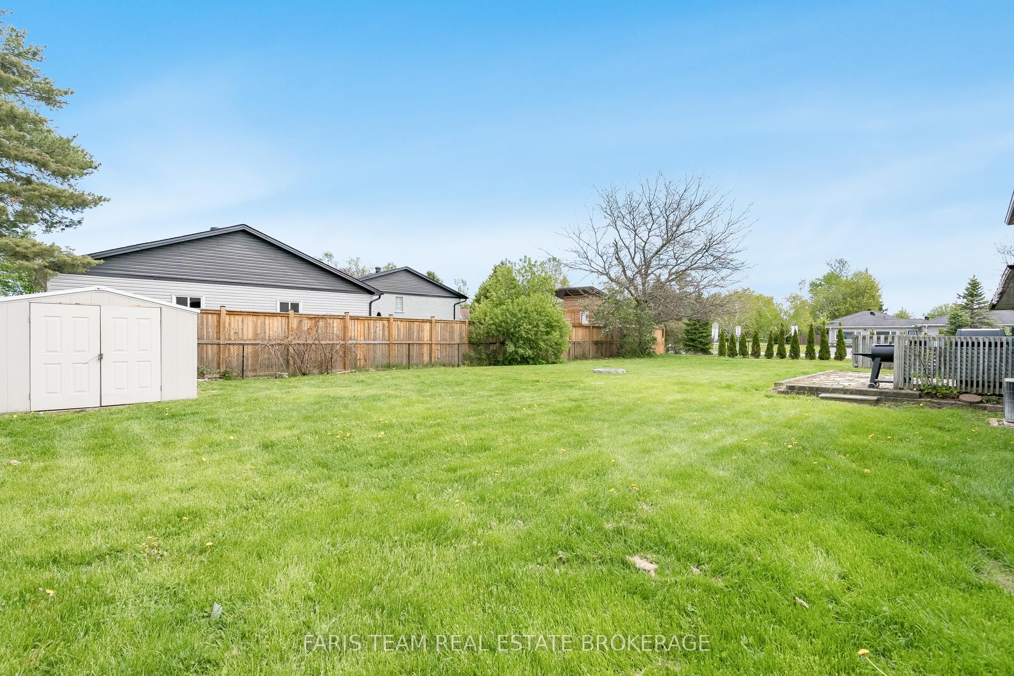 201 Parkside Crescent Property Photo 28