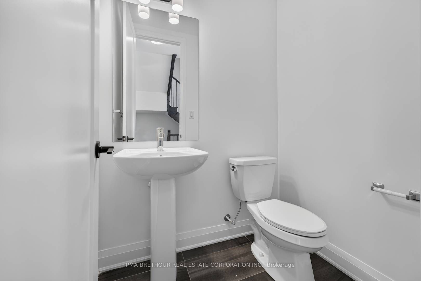 222 Atkinson Avenue Property Photo 8