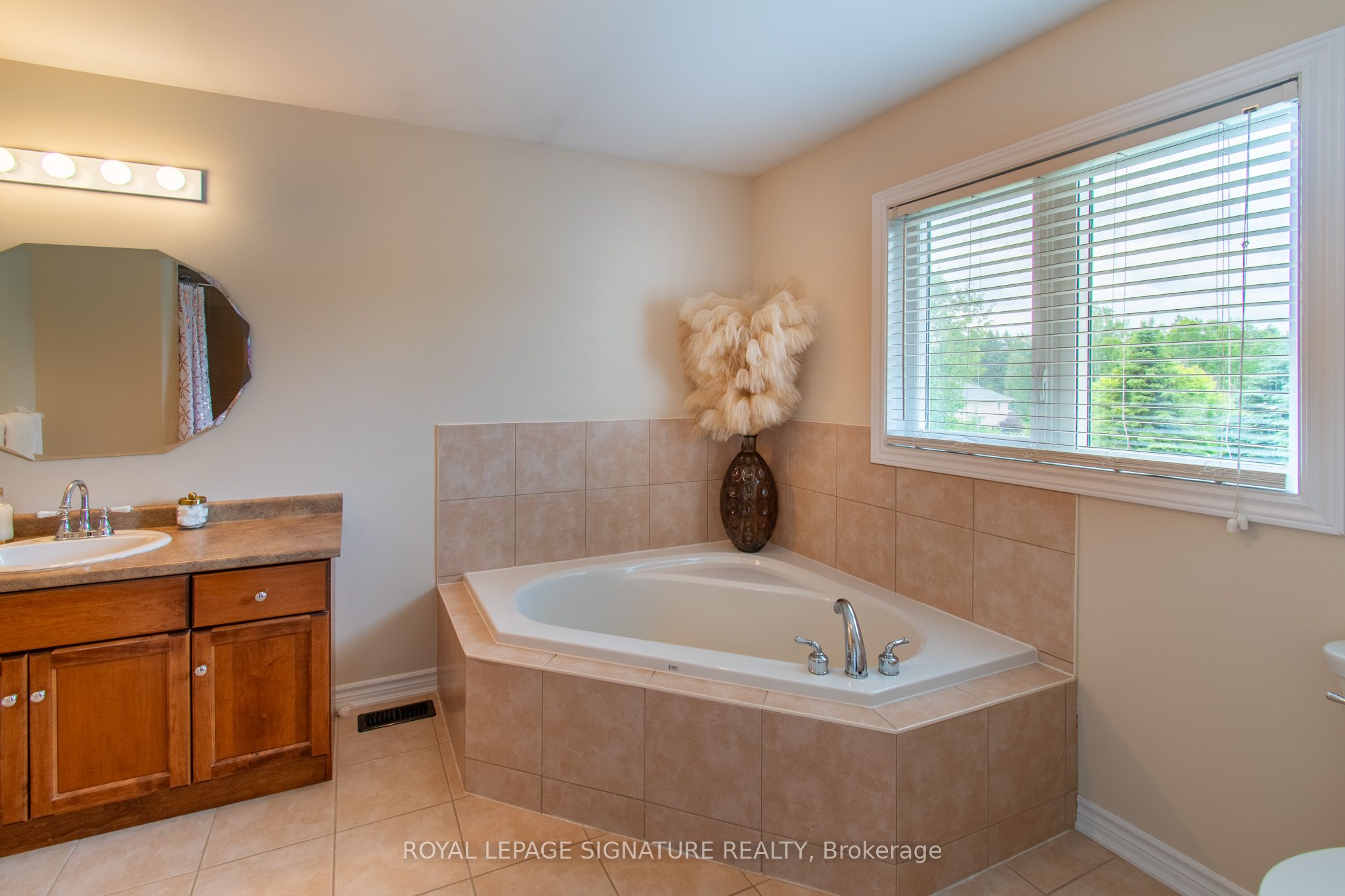 65 Cindy Lane Property Photo 18