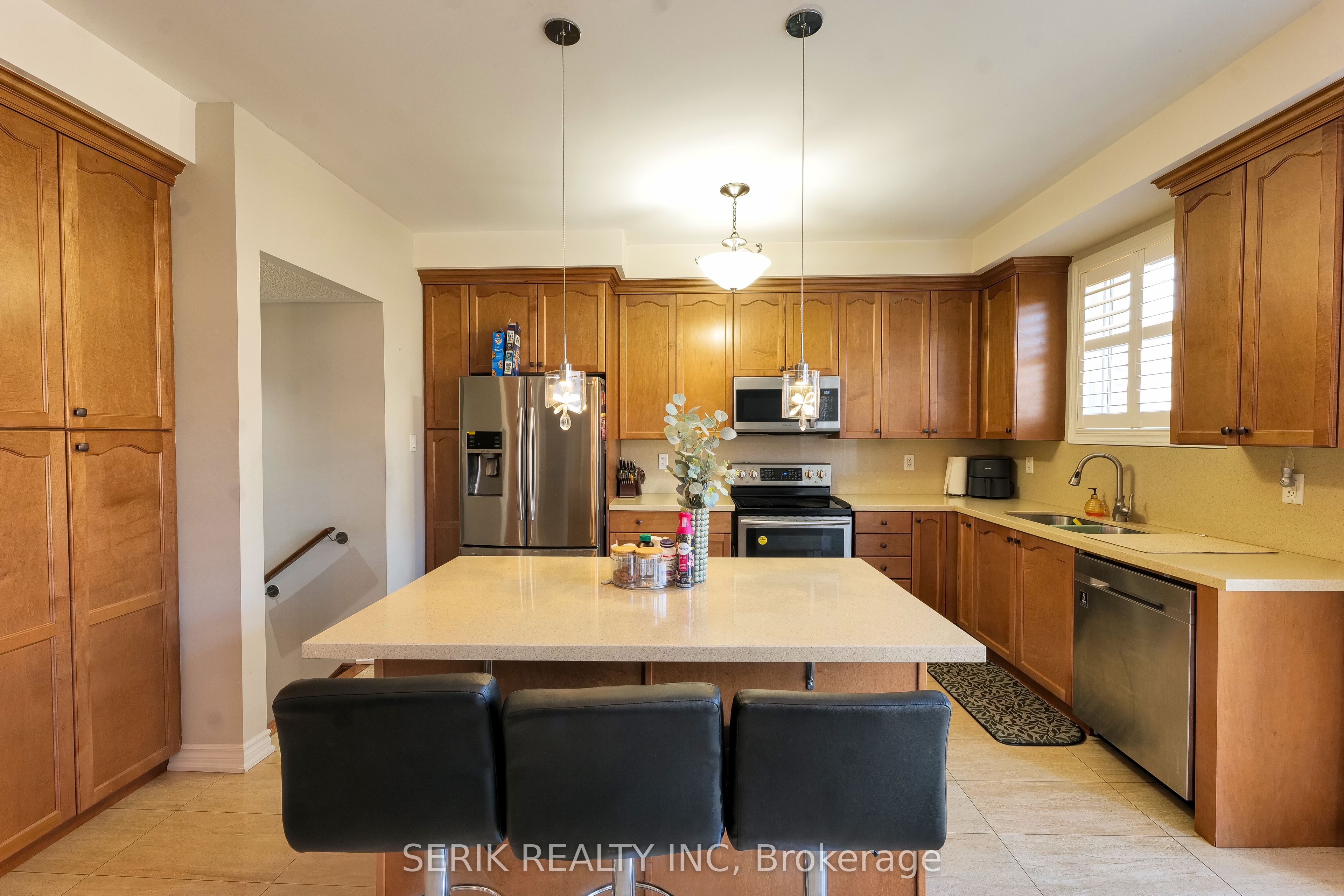 12 Gunning Crescent E Property Photo 22