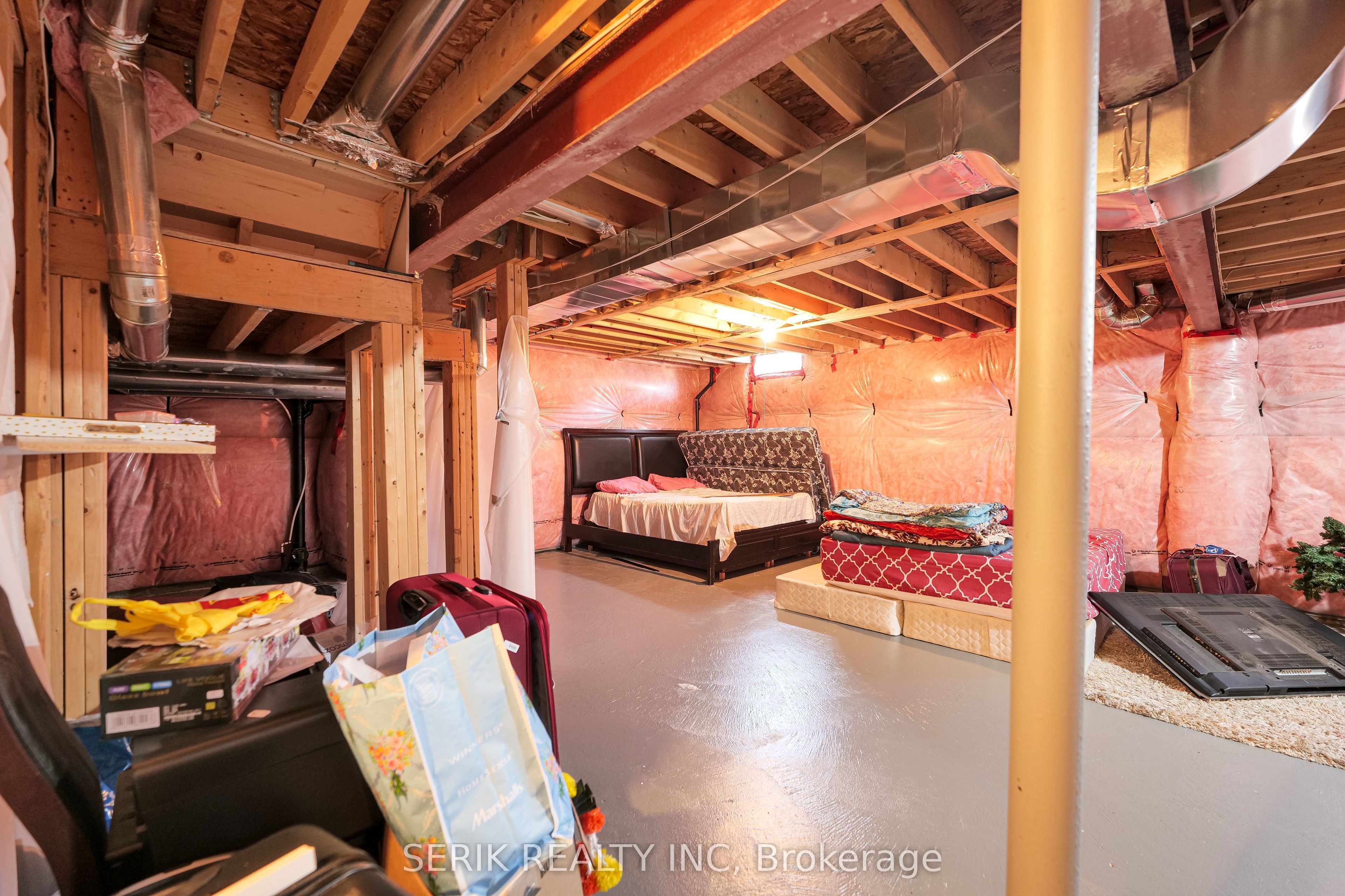 12 Gunning Crescent E Property Photo 30