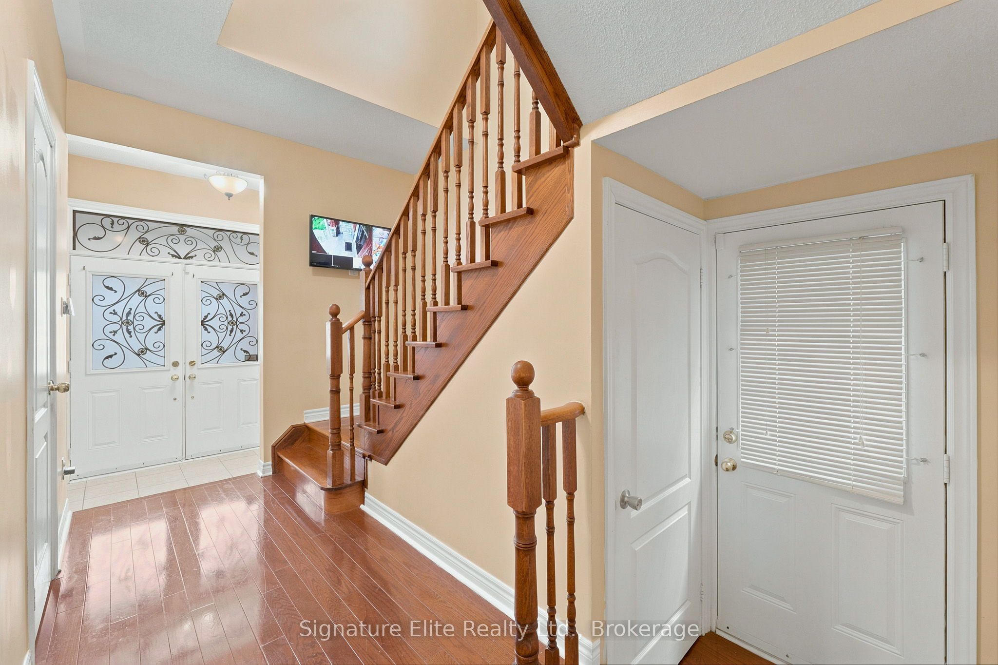 211 Lageer Drive Property Photo 6