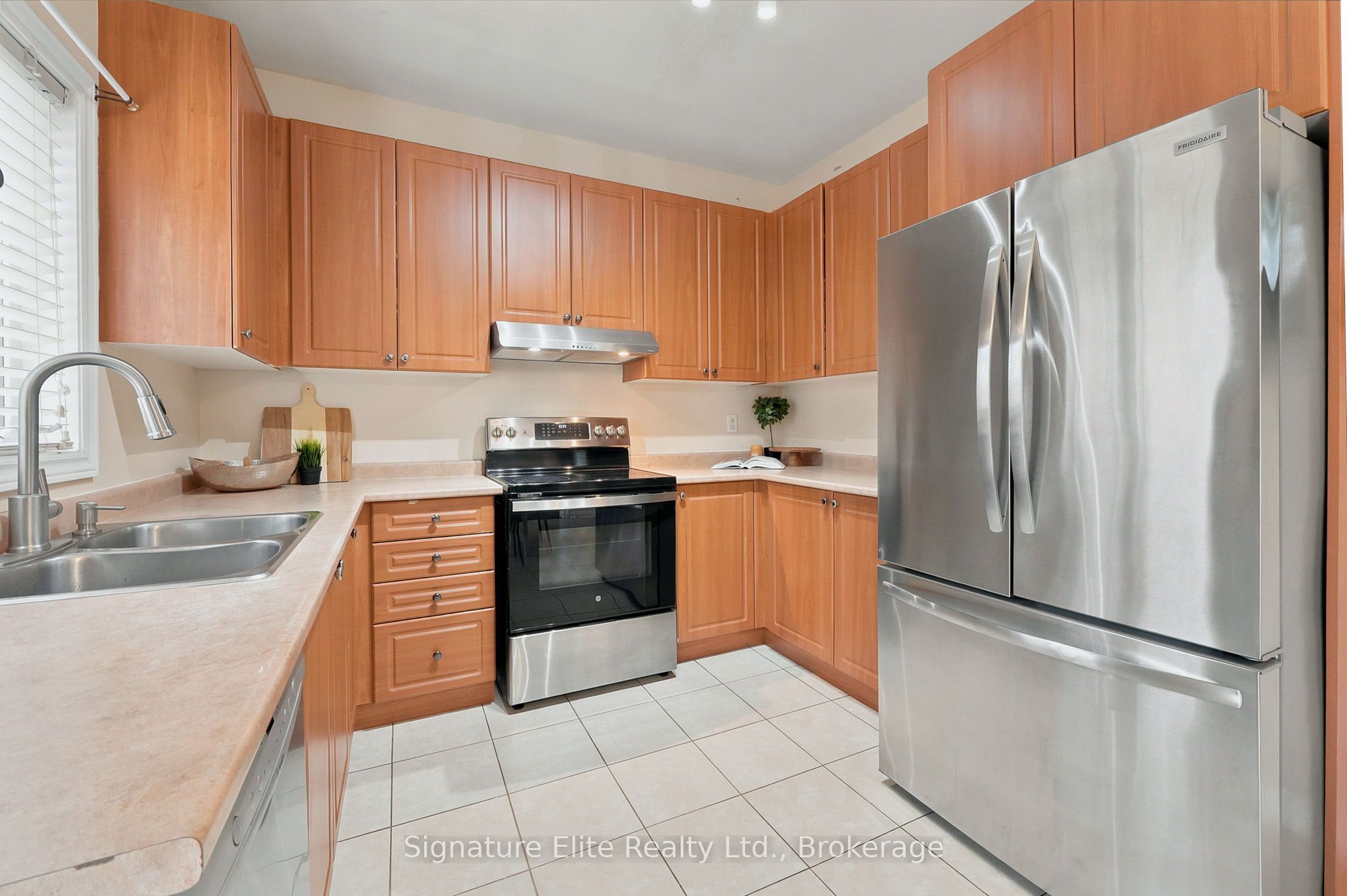 211 Lageer Drive Property Photo 13