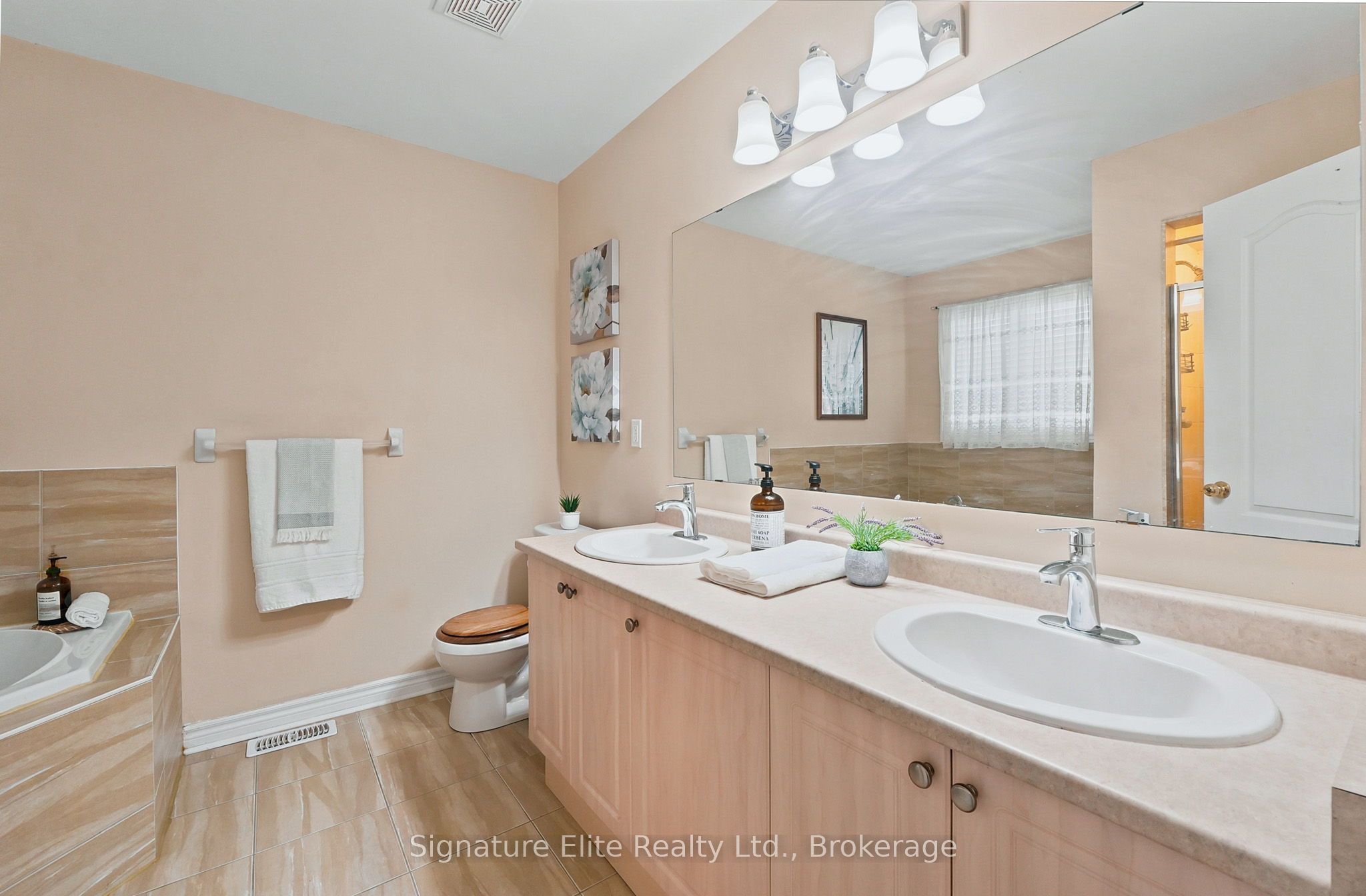 211 Lageer Drive Property Photo 24