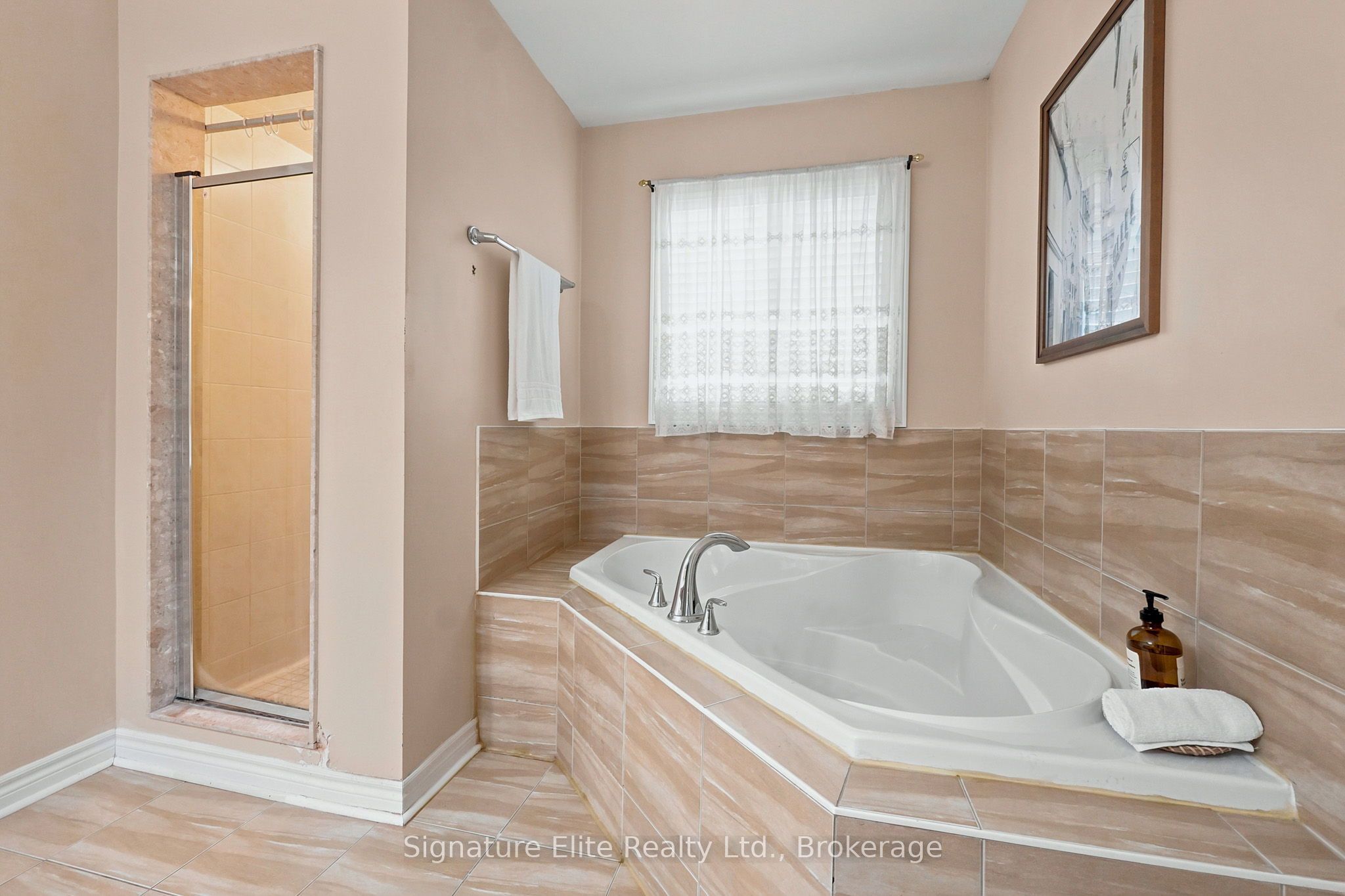 211 Lageer Drive Property Photo 25