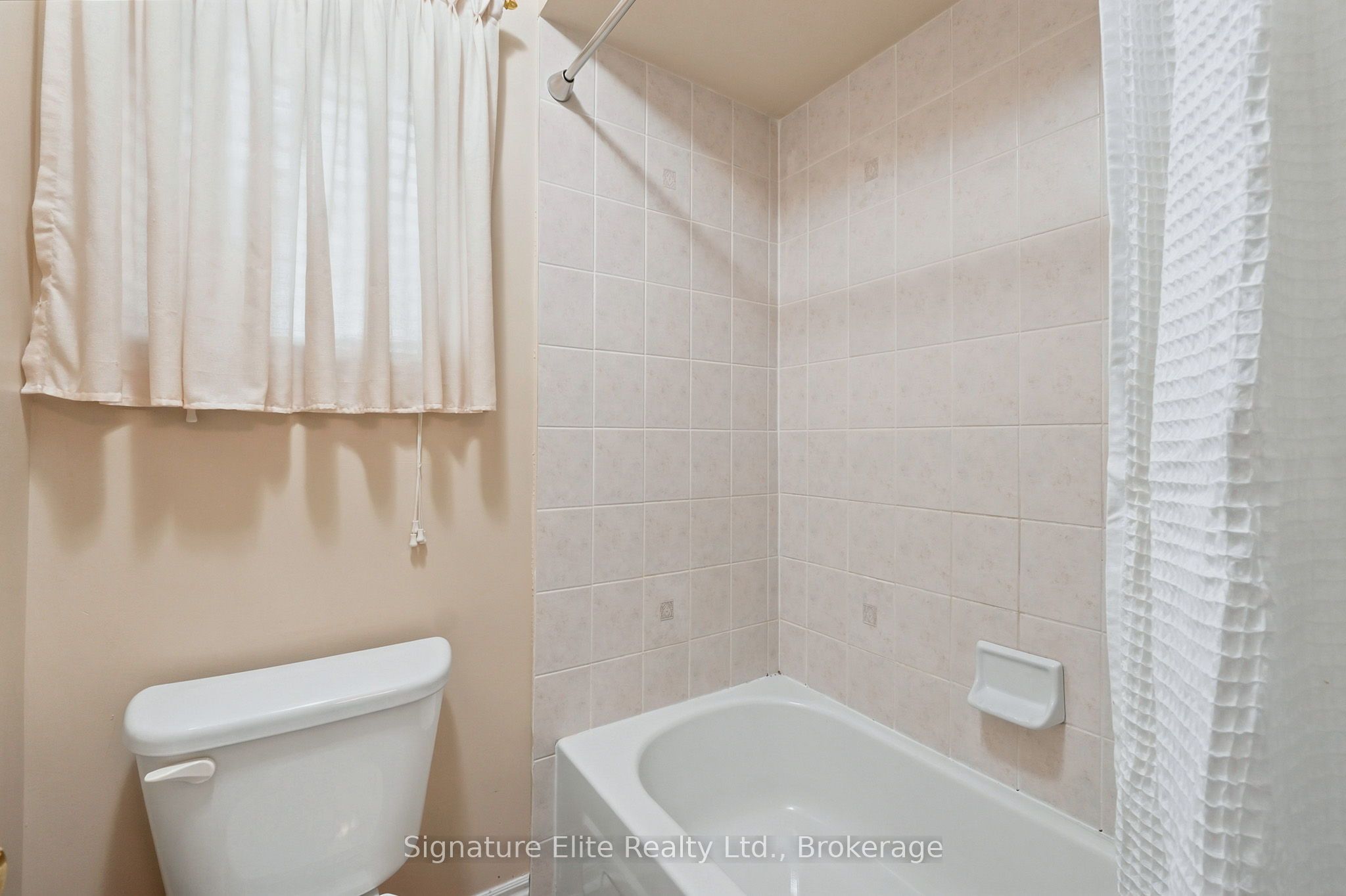 211 Lageer Drive Property Photo 29