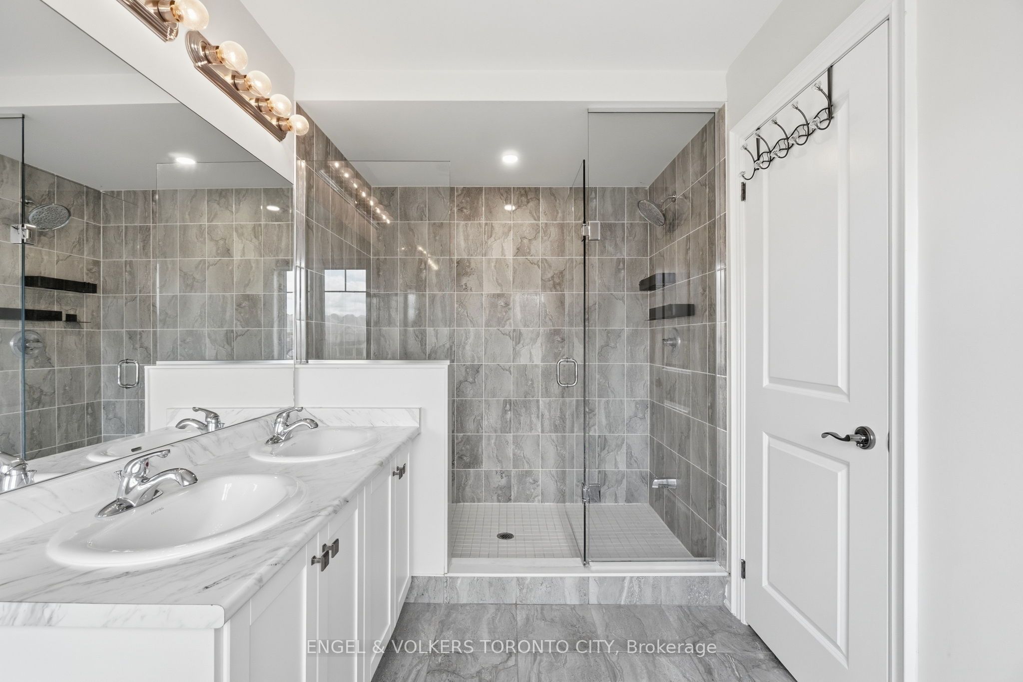 3 Arnold Crescent Property Photo 26