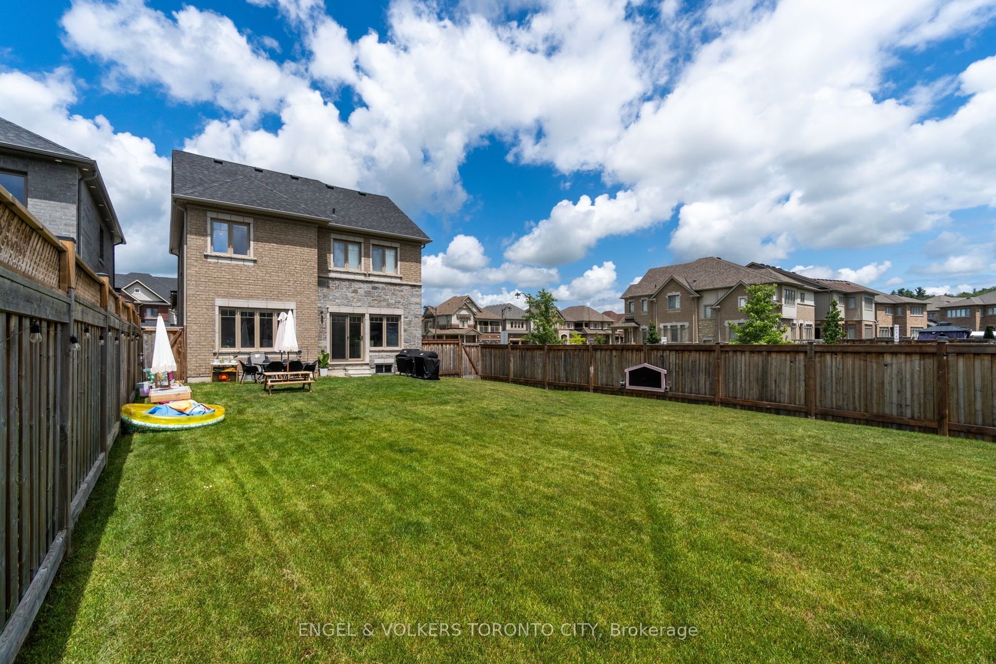 3 Arnold Crescent Property Photo 43