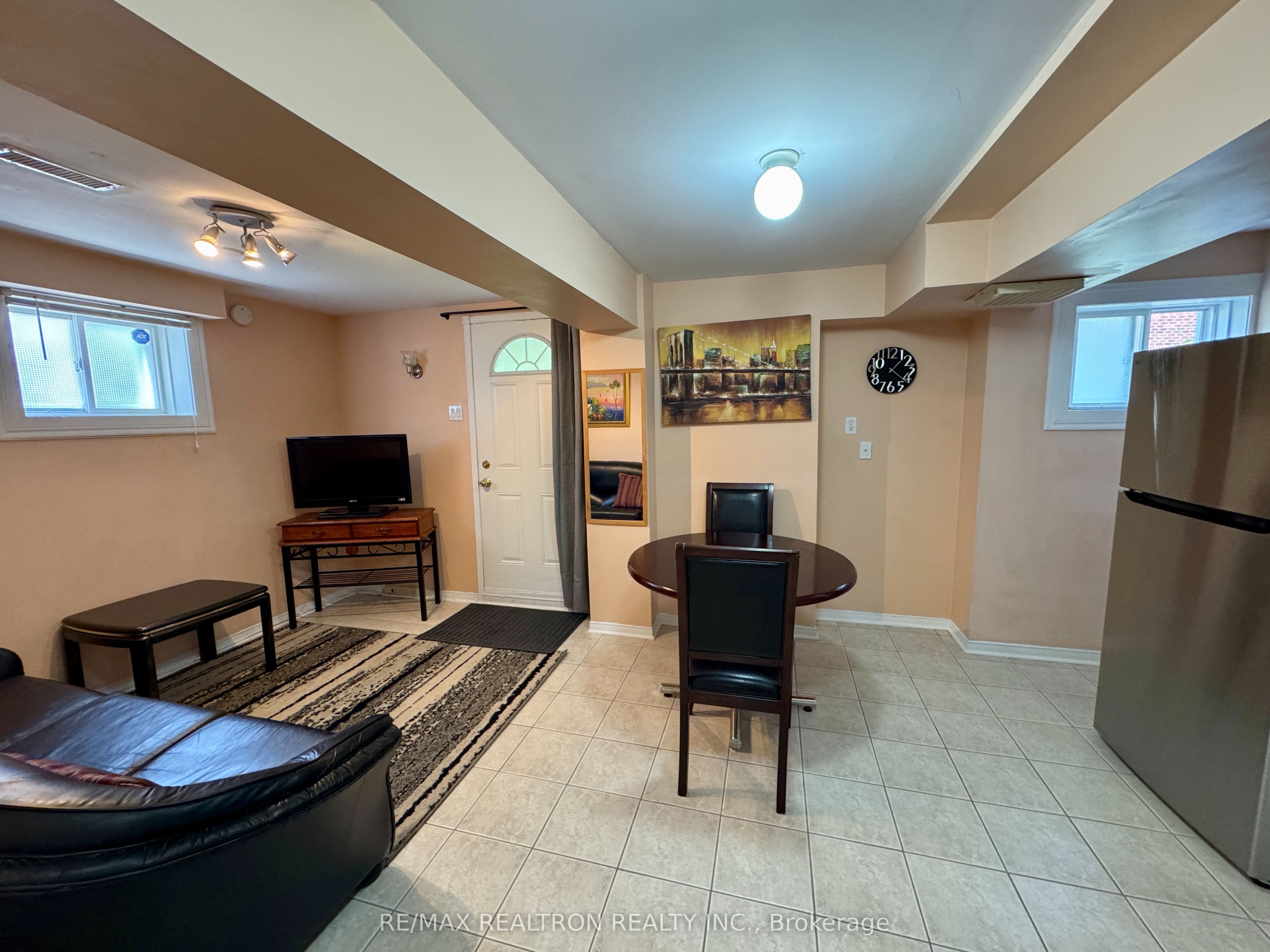 11 Hubner Drive Basement Property Photo 17