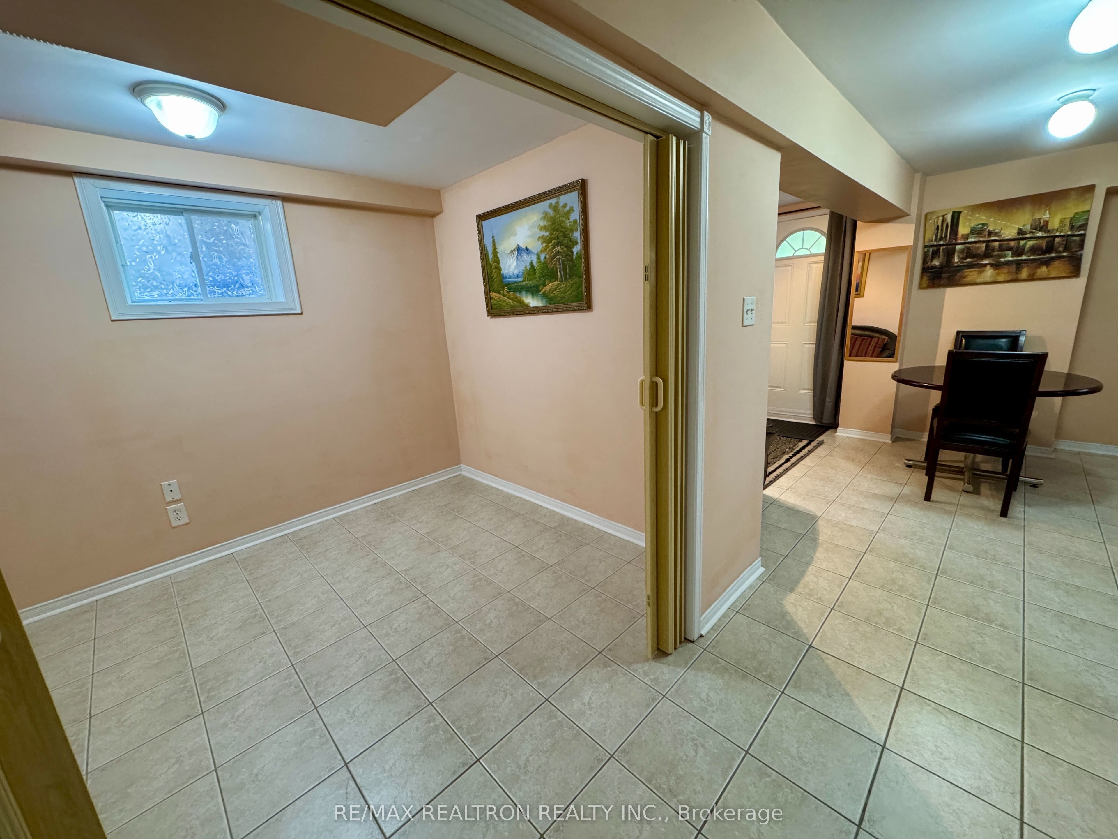 11 Hubner Drive Basement Property Photo 24