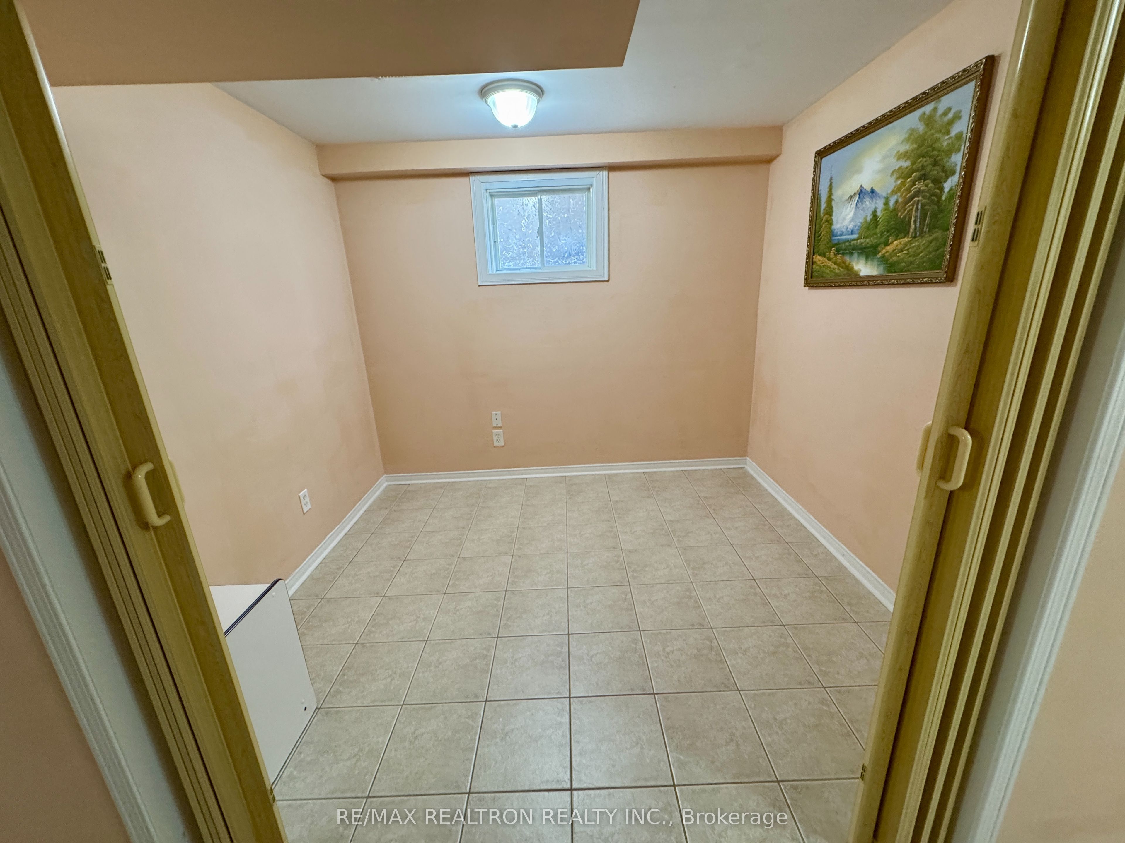 11 Hubner Drive Basement Property Photo 25