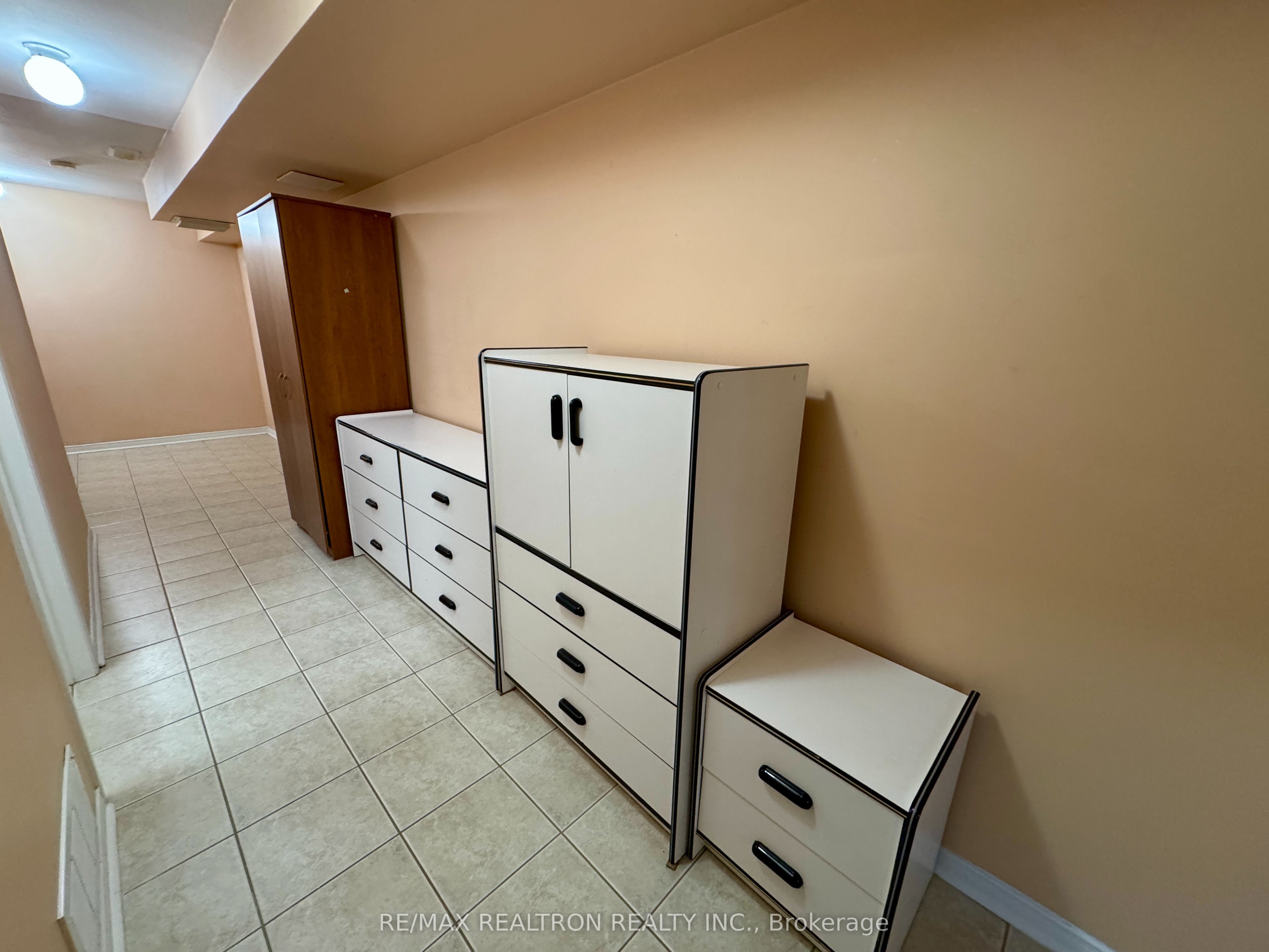 11 Hubner Drive Basement Property Photo 30