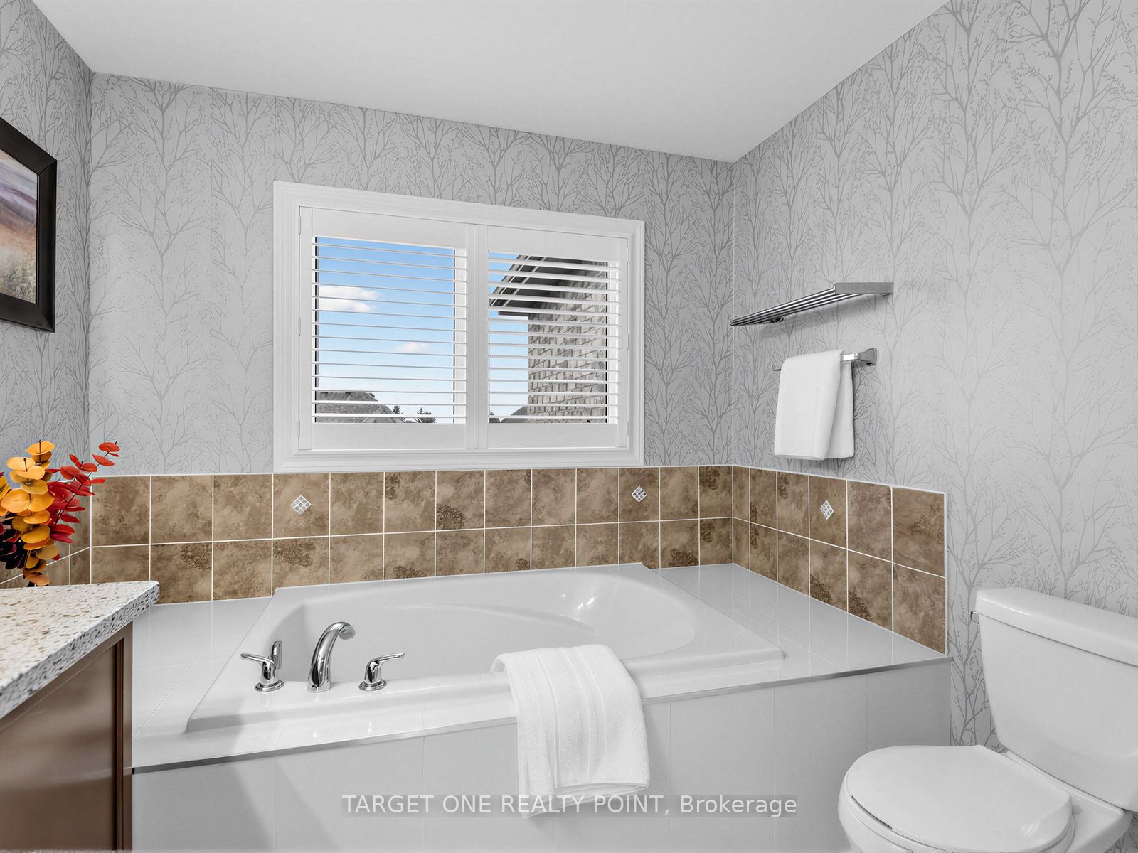 39 Riding Mountain Drive Property Photo 26
