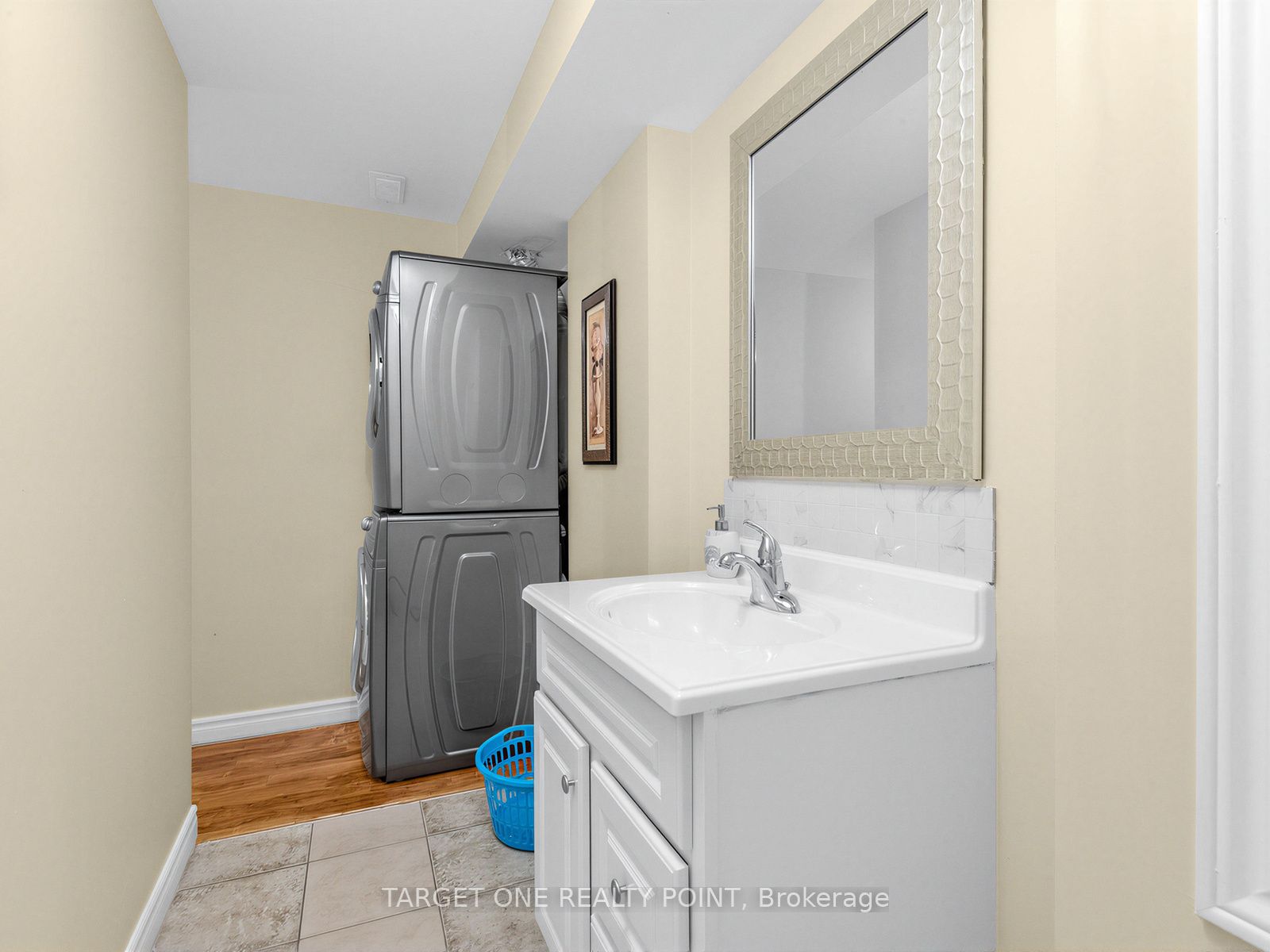 39 Riding Mountain Drive Property Photo 44