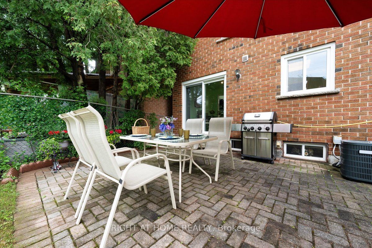 72 Rejane Crescent Property Photo 28