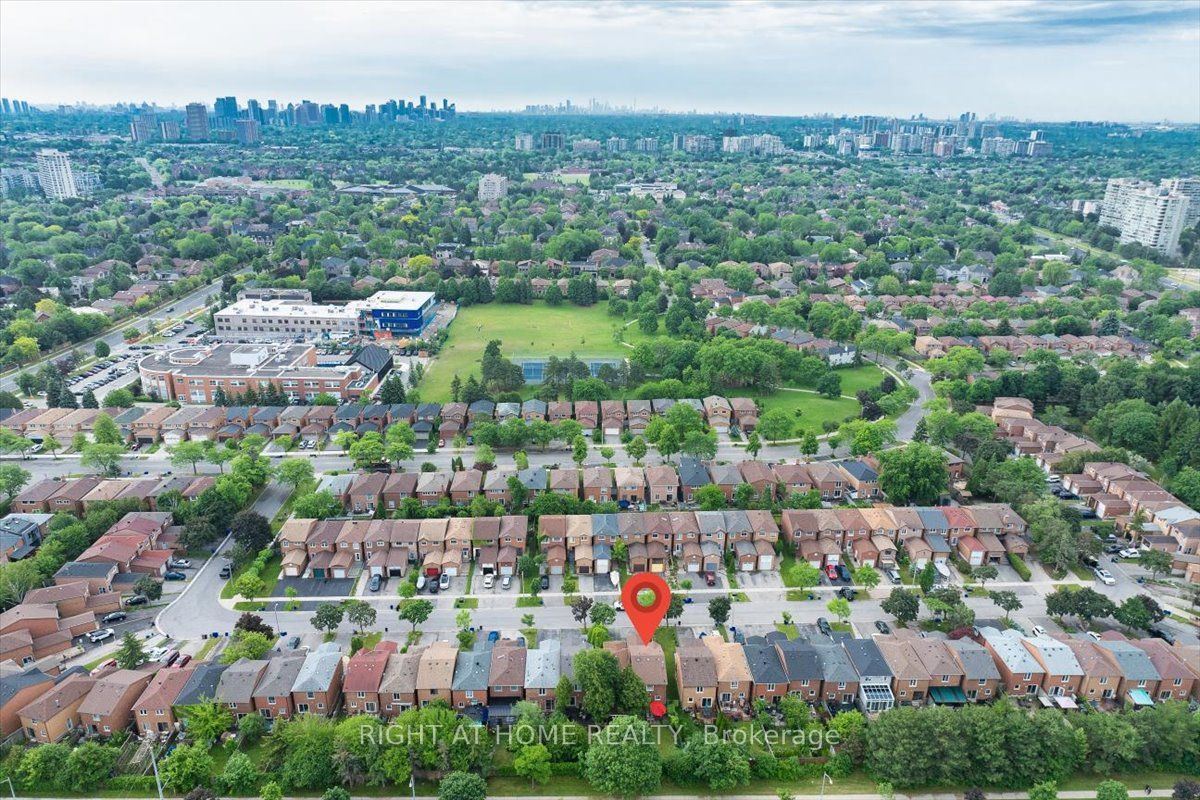 72 Rejane Crescent Property Photo 33