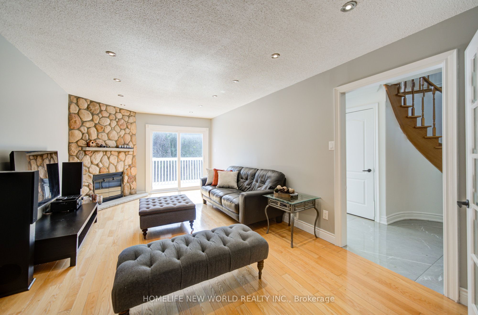 12 Bellside Drive Property Photo 11
