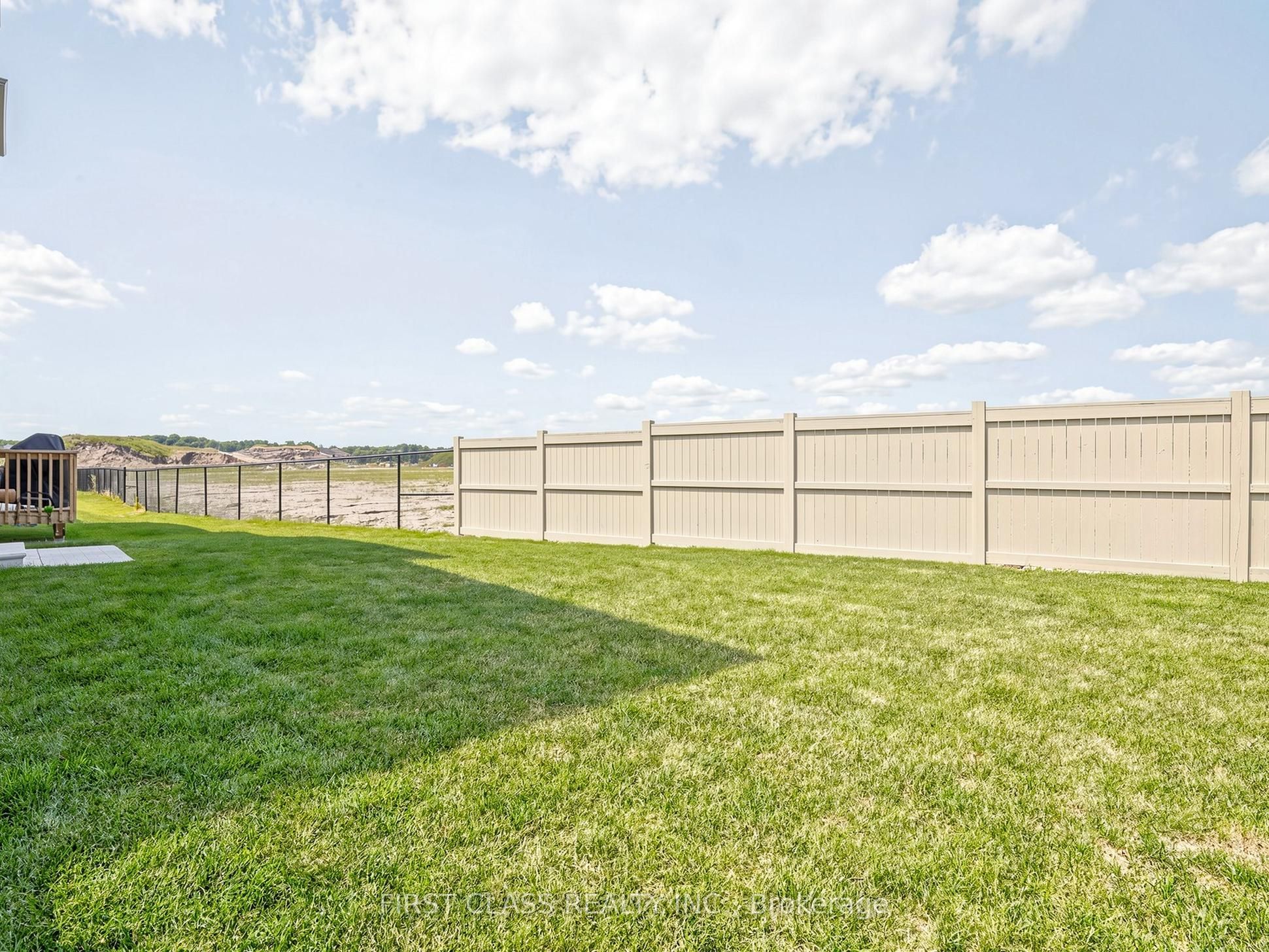159 Harvey Bunker Crescent Property Photo 37