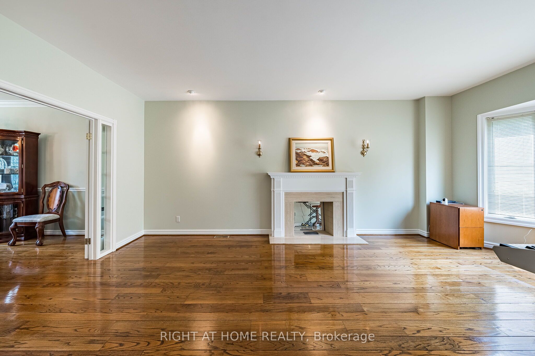 9 Glenridge Drive Property Photo 11