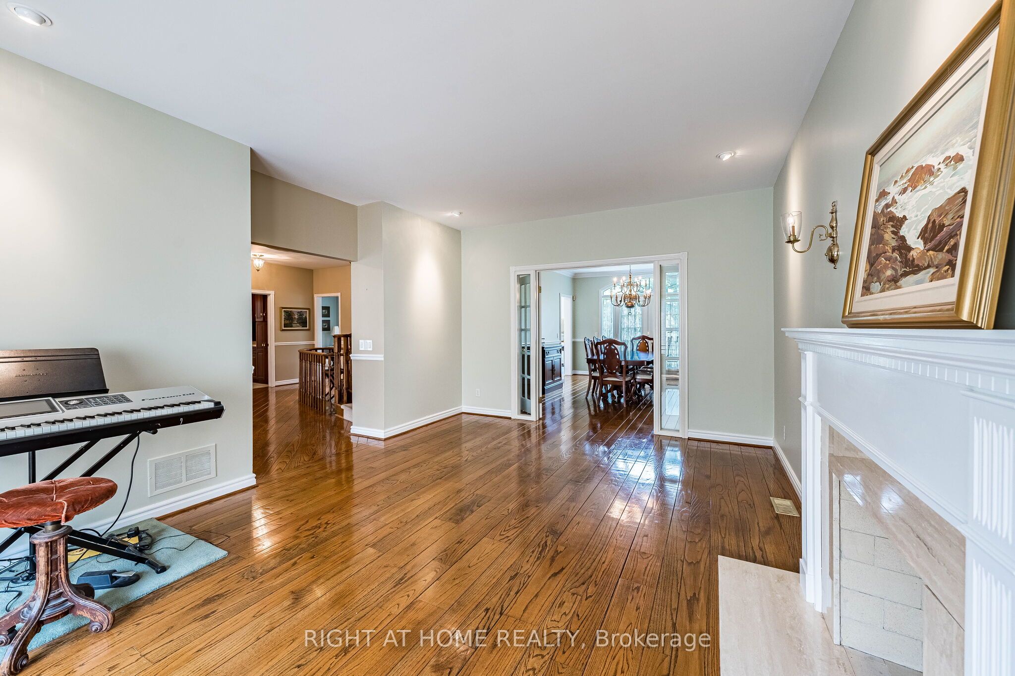 9 Glenridge Drive Property Photo 12