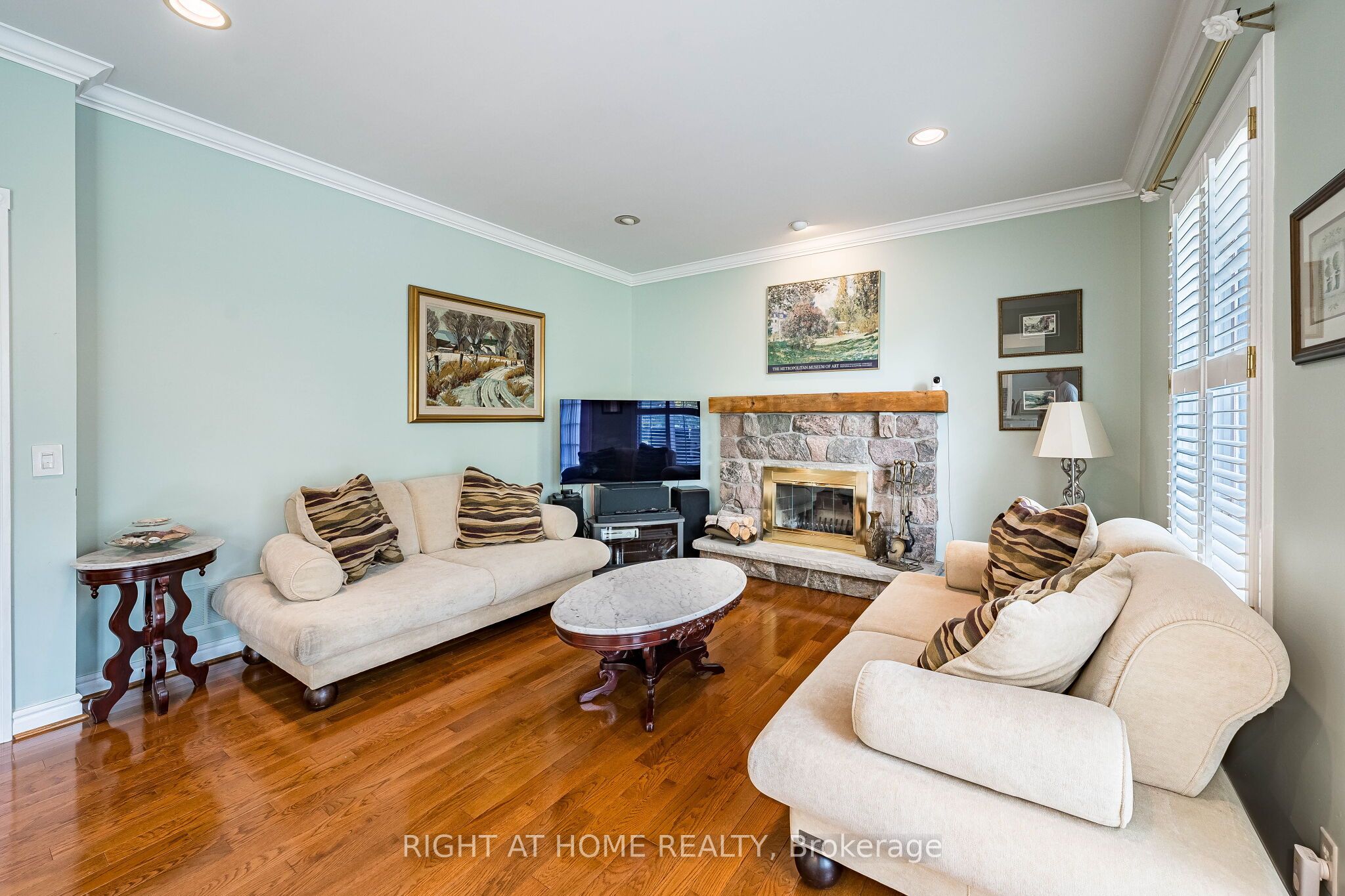 9 Glenridge Drive Property Photo 20