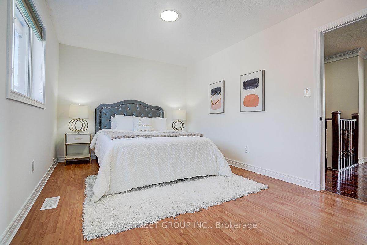 57 Gail Parks Crescent Property Photo 25