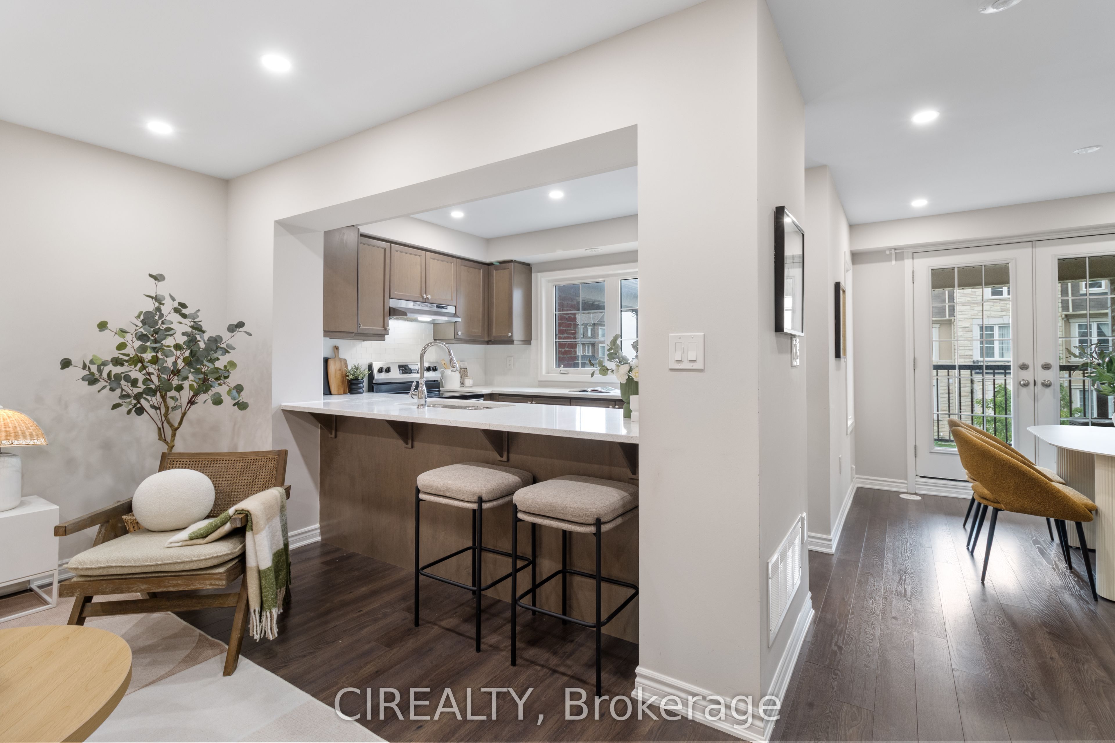 48 Casely Avenue Property Photo 8