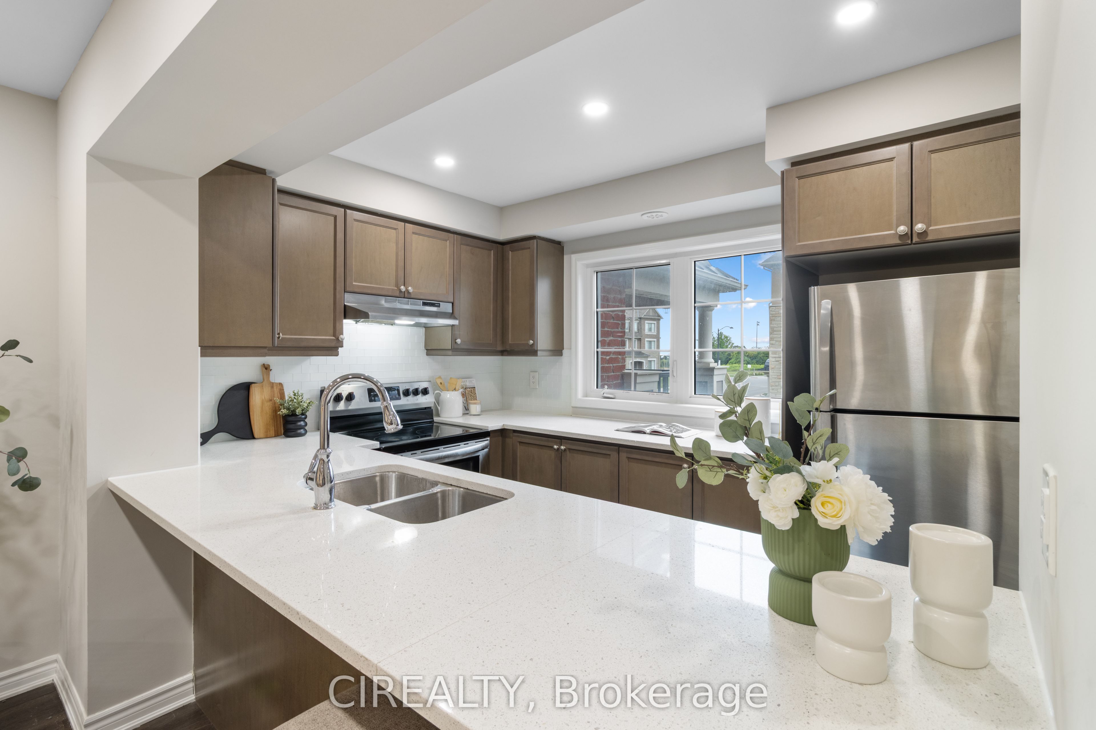 48 Casely Avenue Property Photo 9