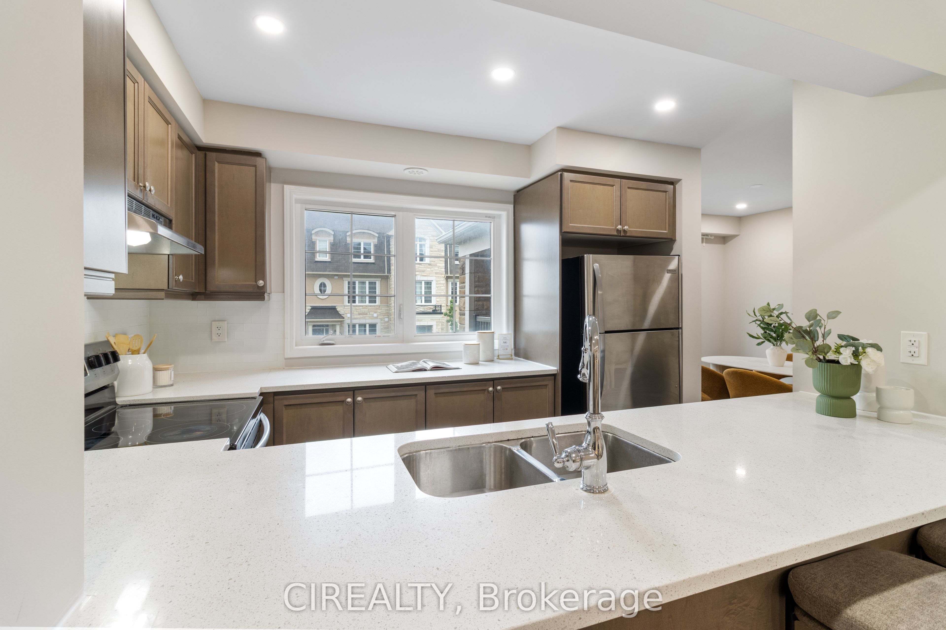48 Casely Avenue Property Photo 10