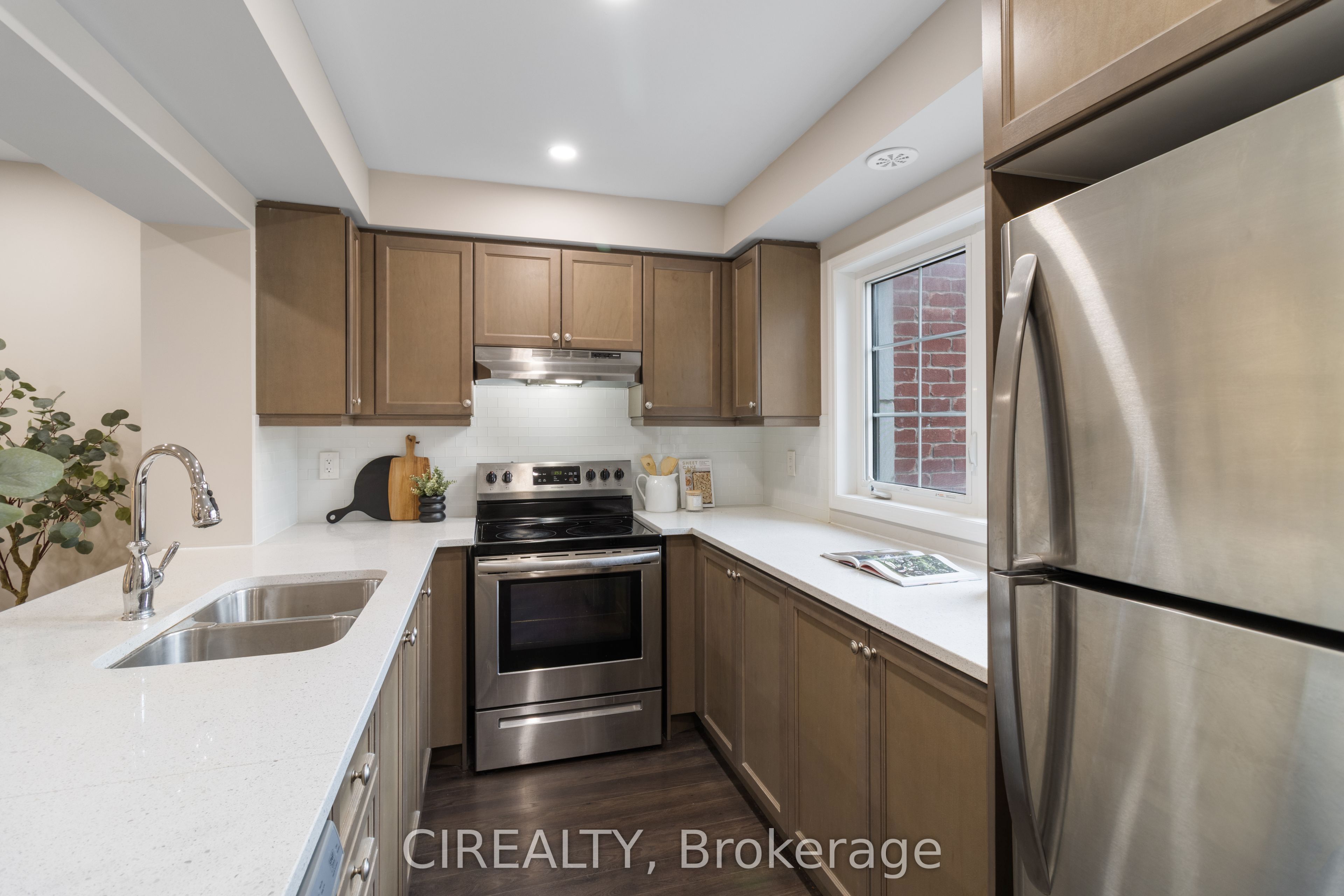 48 Casely Avenue Property Photo 12