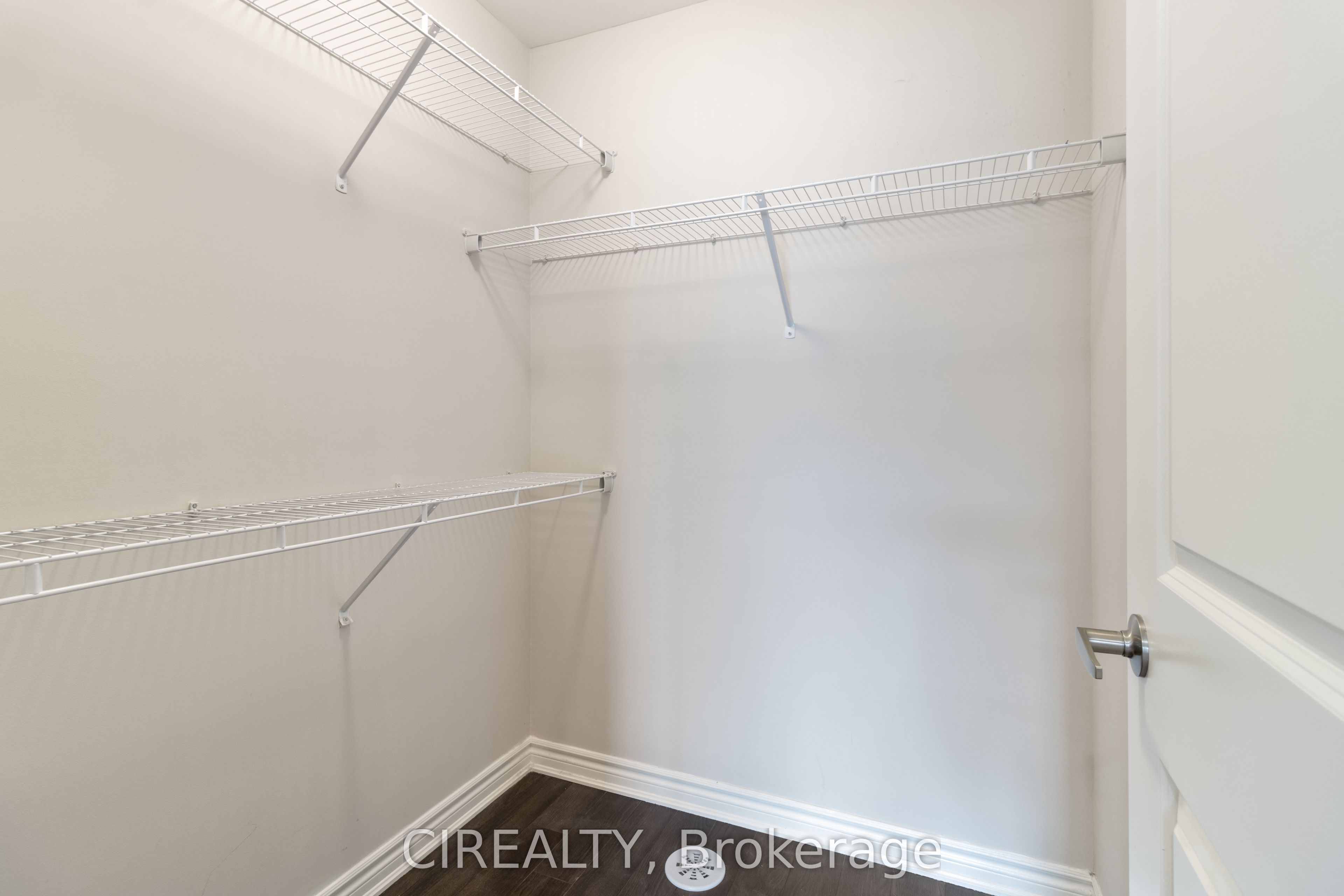 48 Casely Avenue Property Photo 25