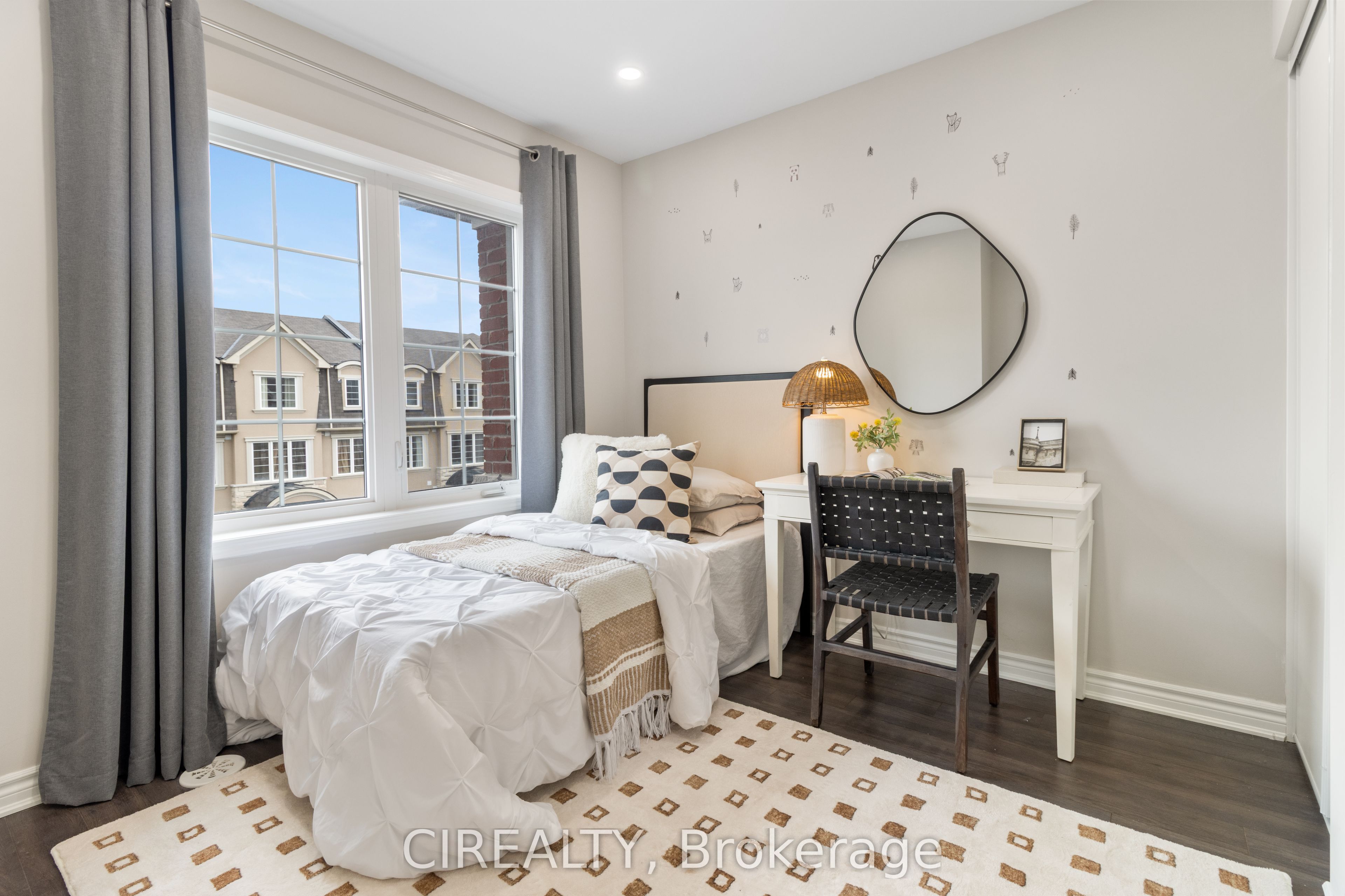 48 Casely Avenue Property Photo 28