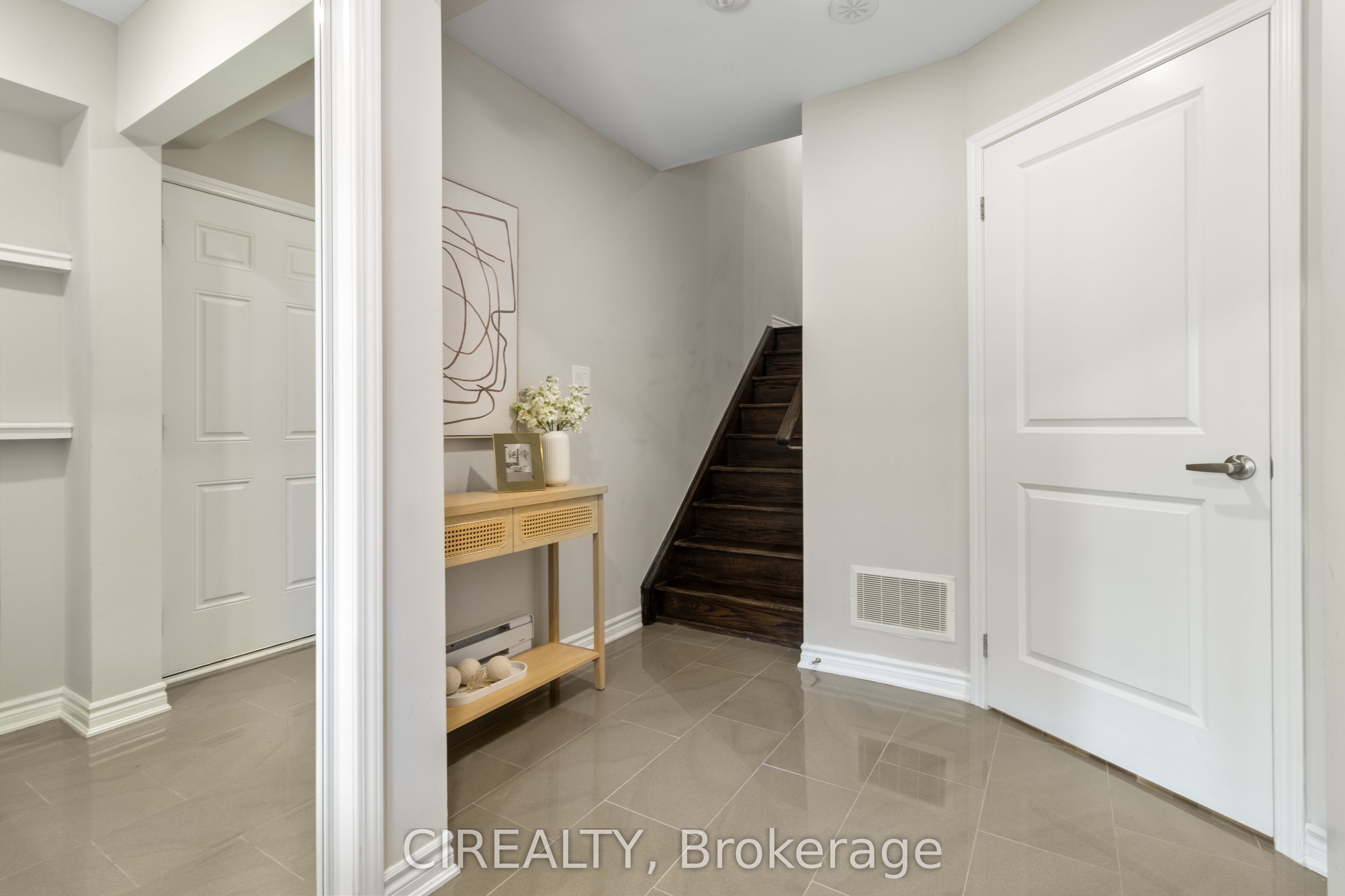 48 Casely Avenue Property Photo 32
