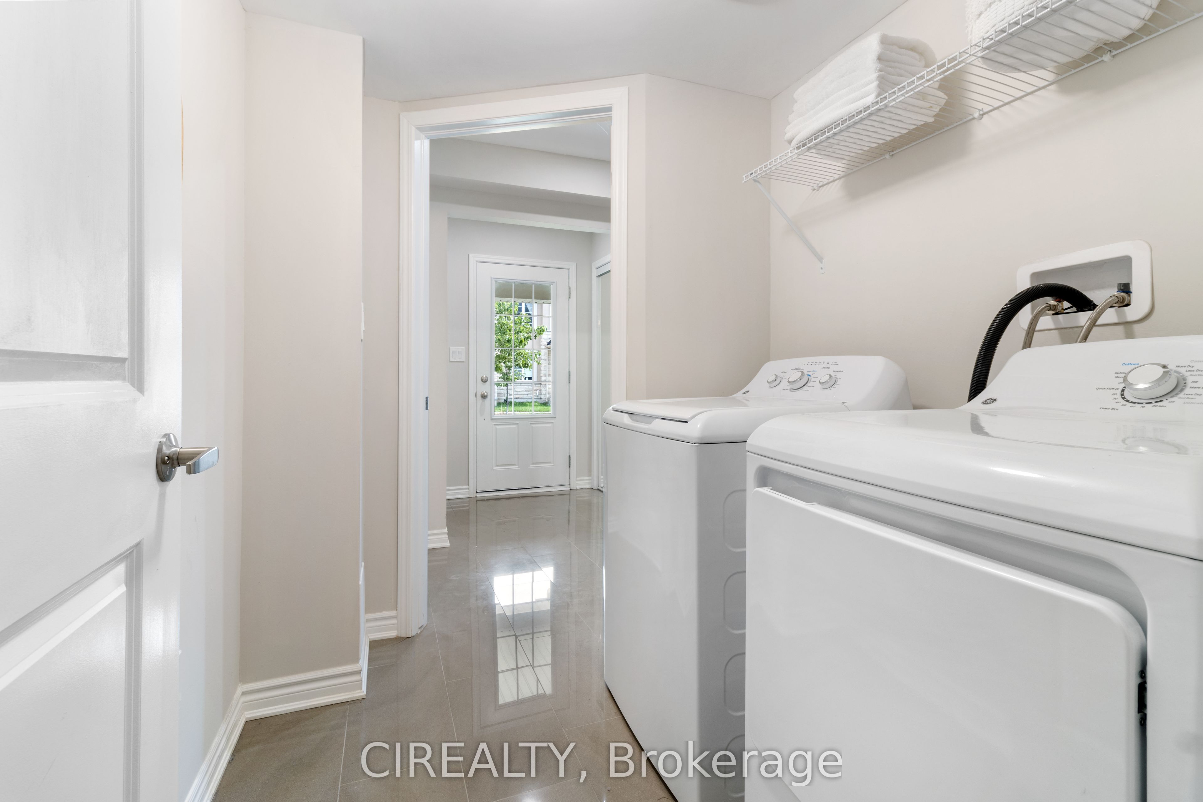 48 Casely Avenue Property Photo 33