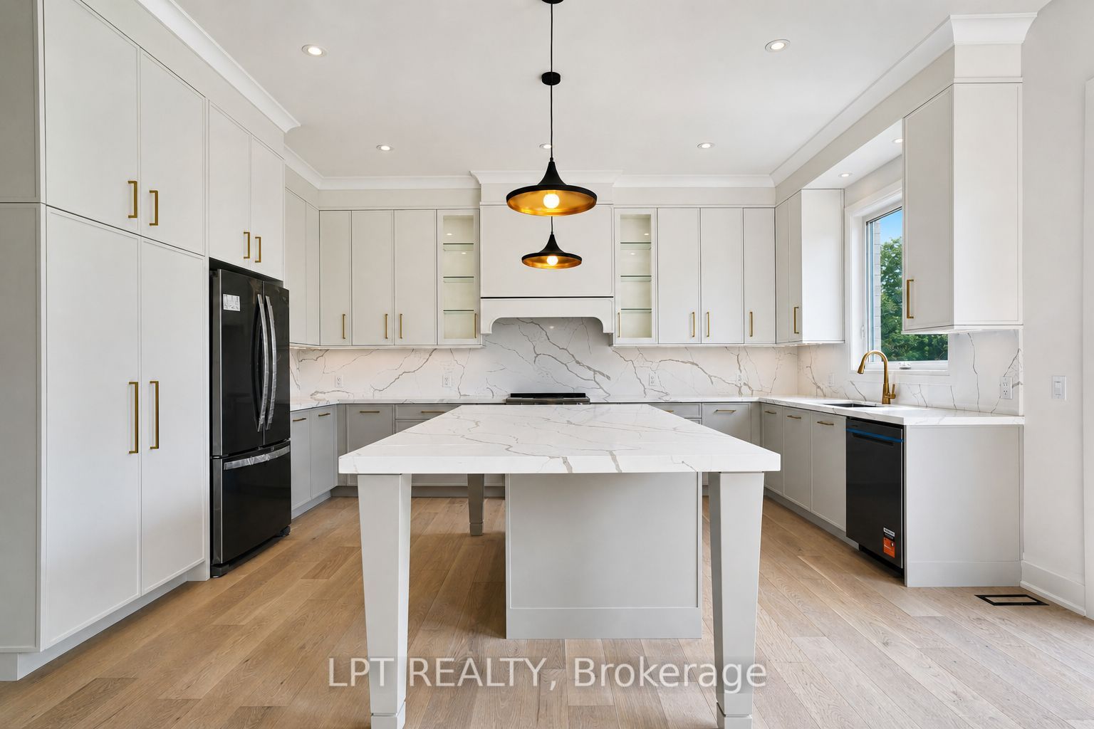 3 Richmond Park Drive Property Photo 19