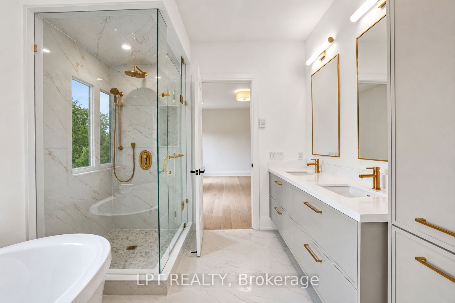 3 Richmond Park Drive Property Photo 32