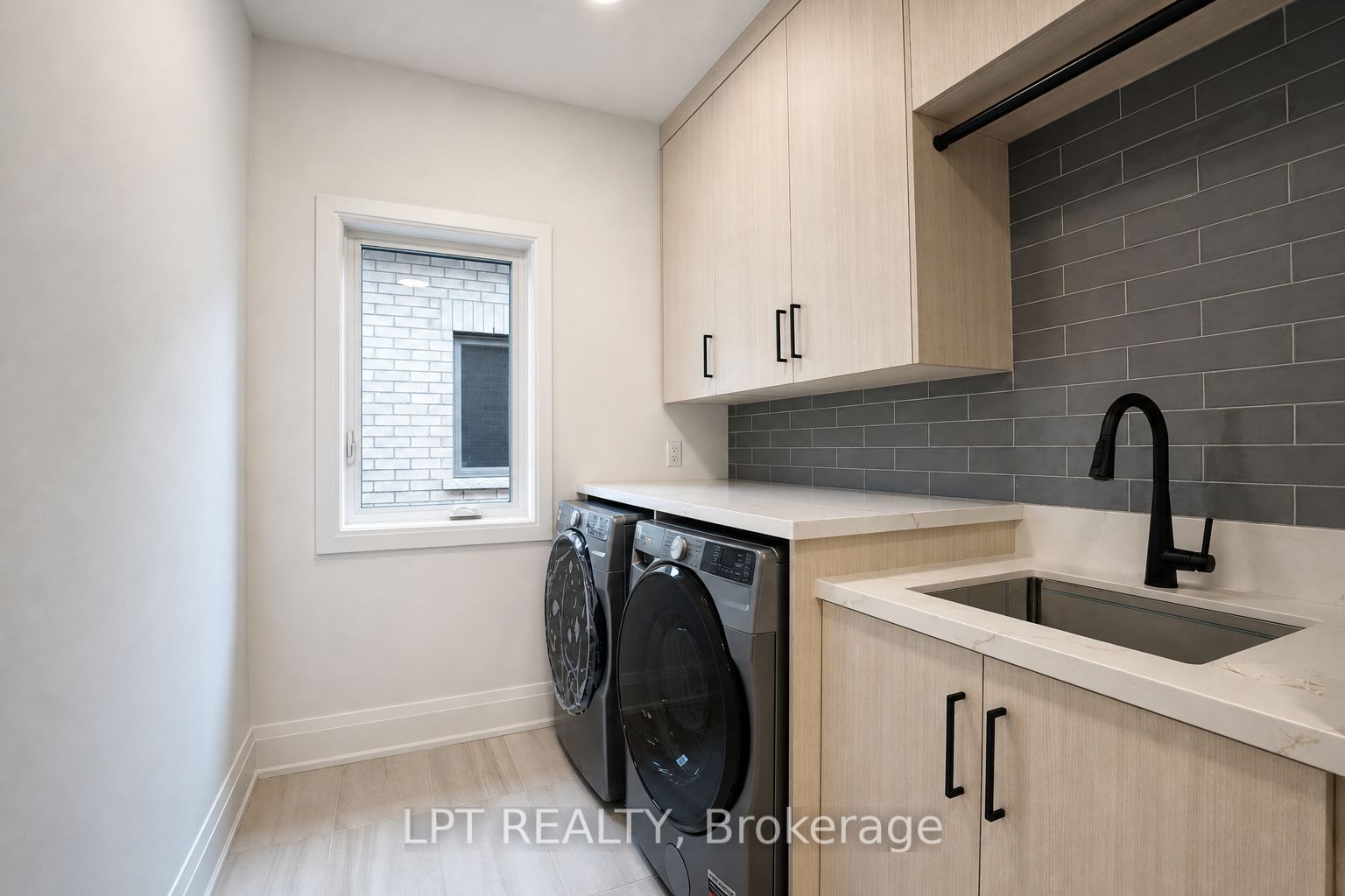 3 Richmond Park Drive Property Photo 45