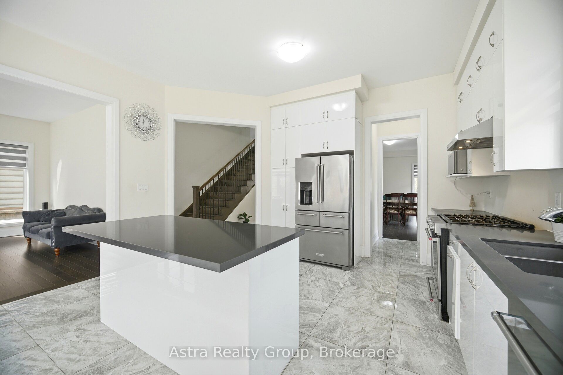 49 Westlake Crescent Property Photo 10