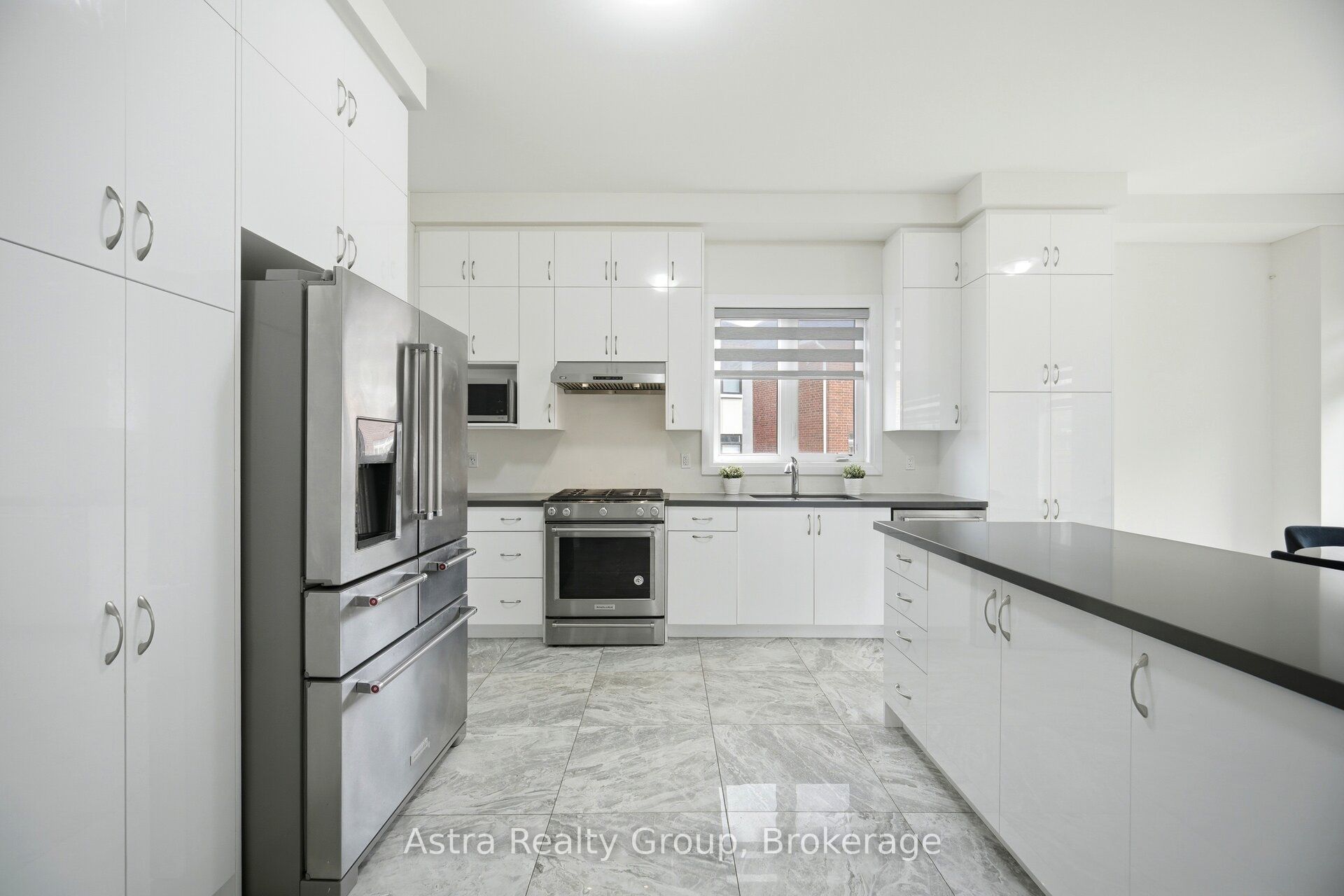 49 Westlake Crescent Property Photo 11