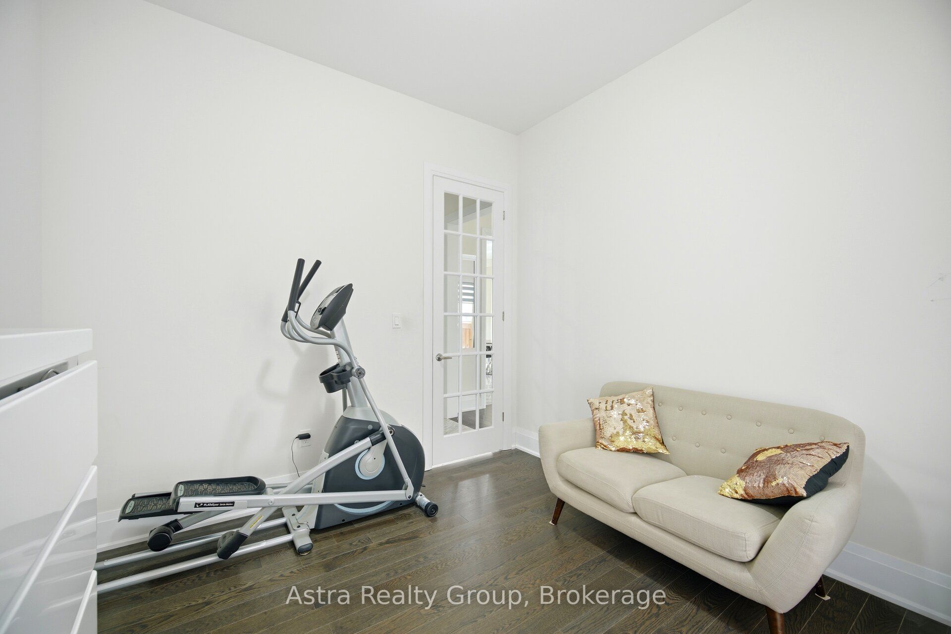 49 Westlake Crescent Property Photo 18