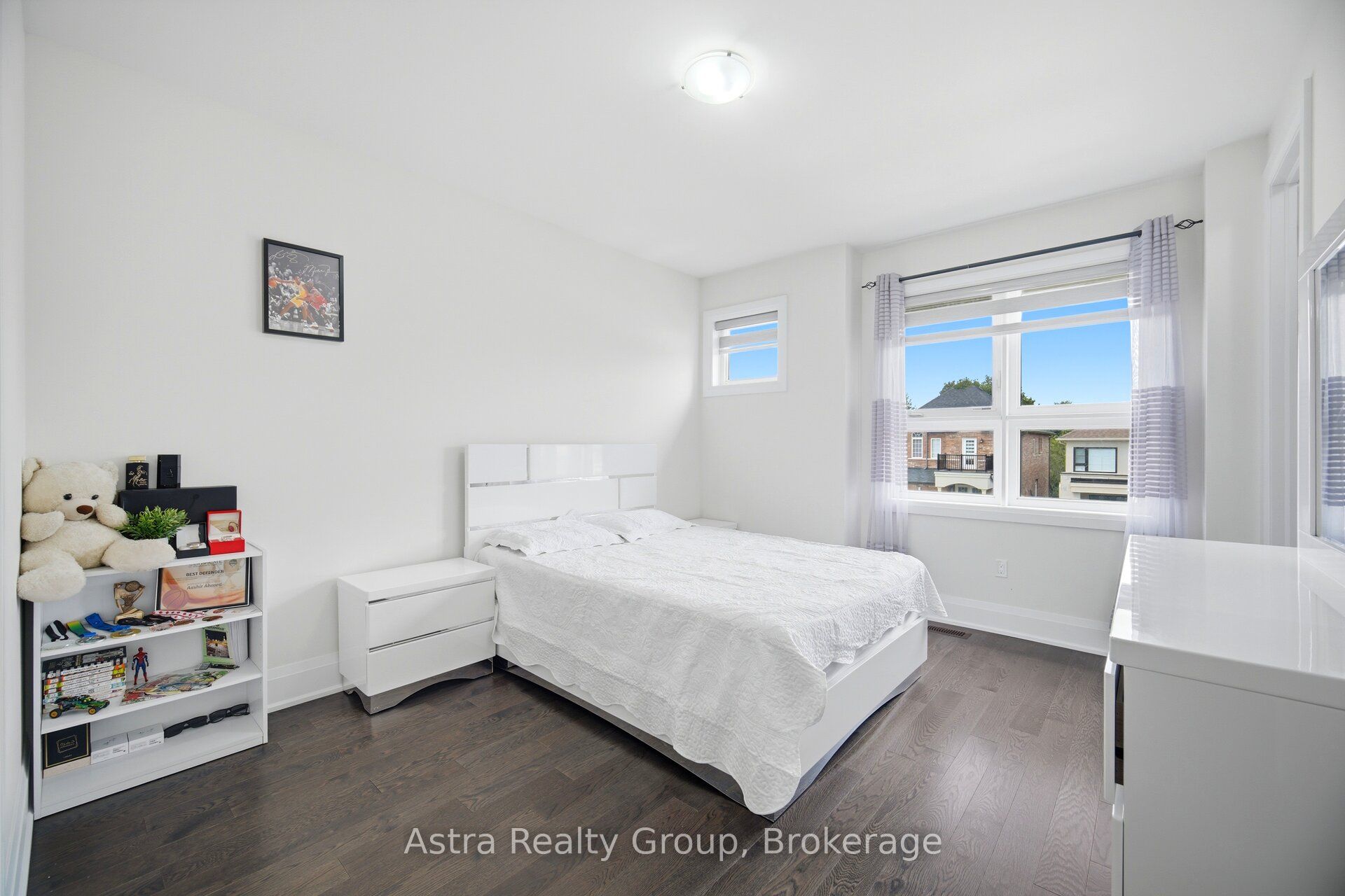 49 Westlake Crescent Property Photo 40