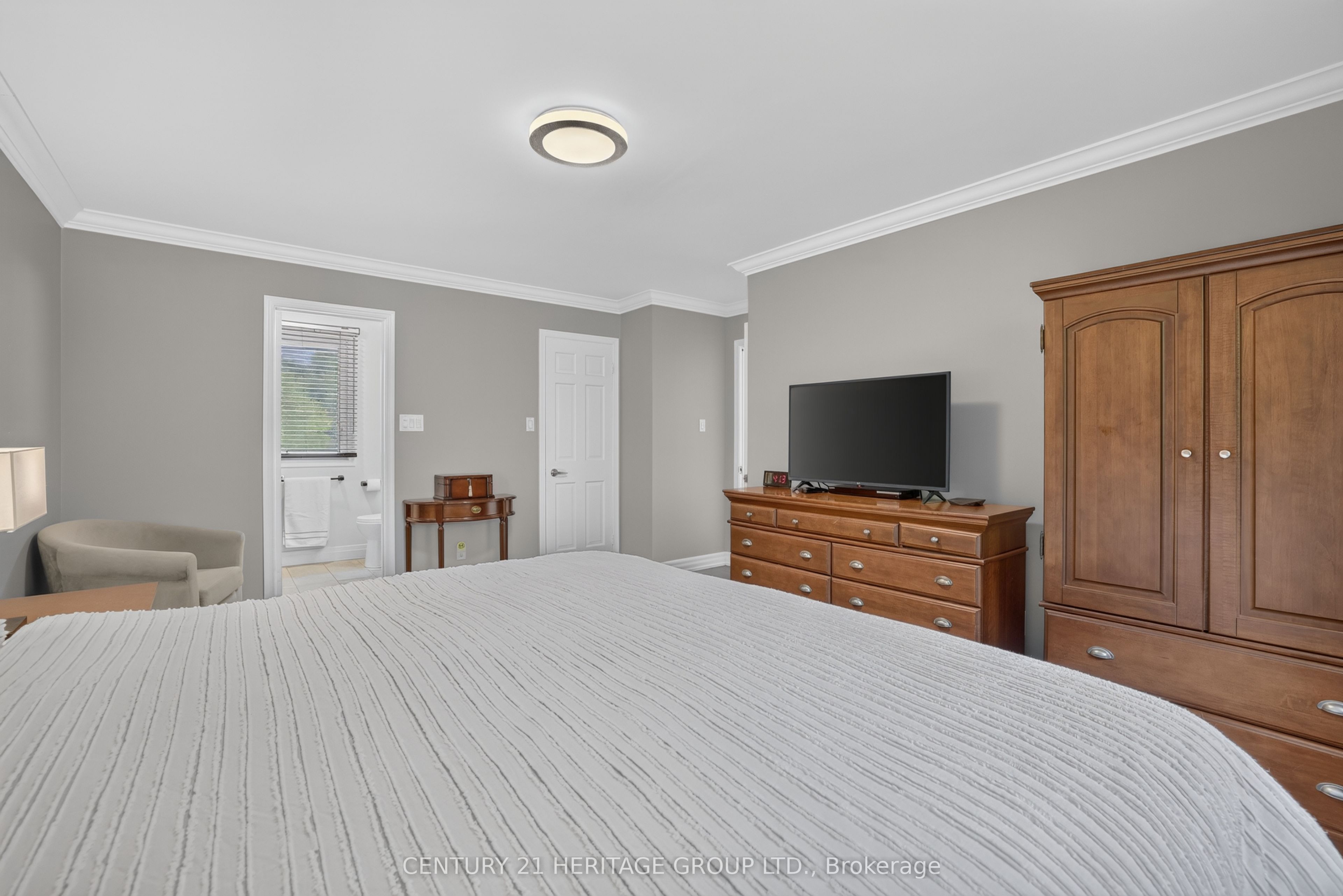 28 Innis Crescent Property Photo 26