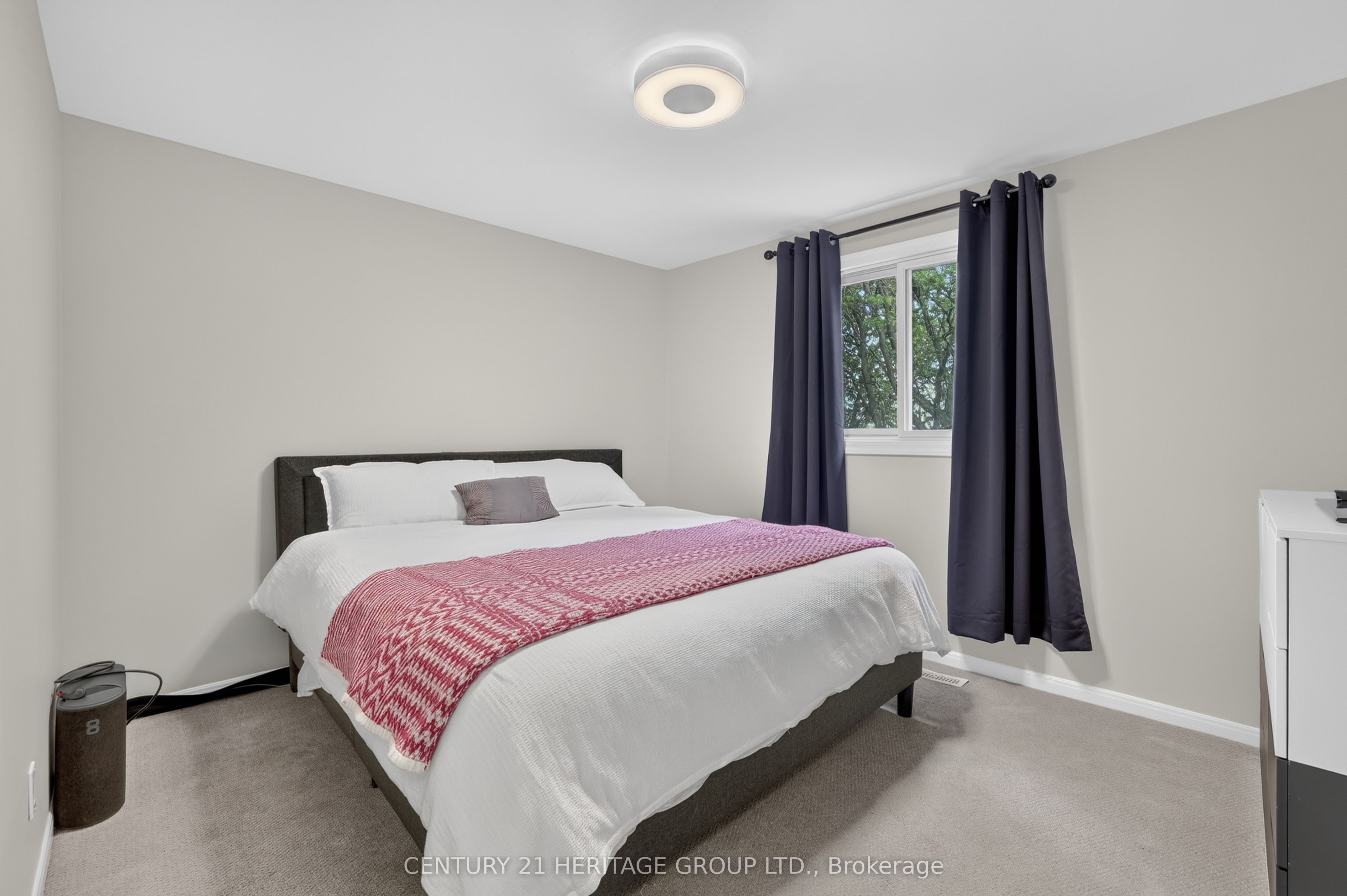 28 Innis Crescent Property Photo 29
