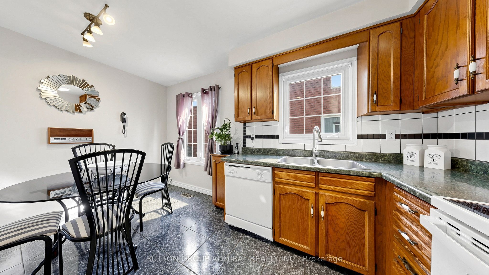 18 Richbell Street Property Photo 11