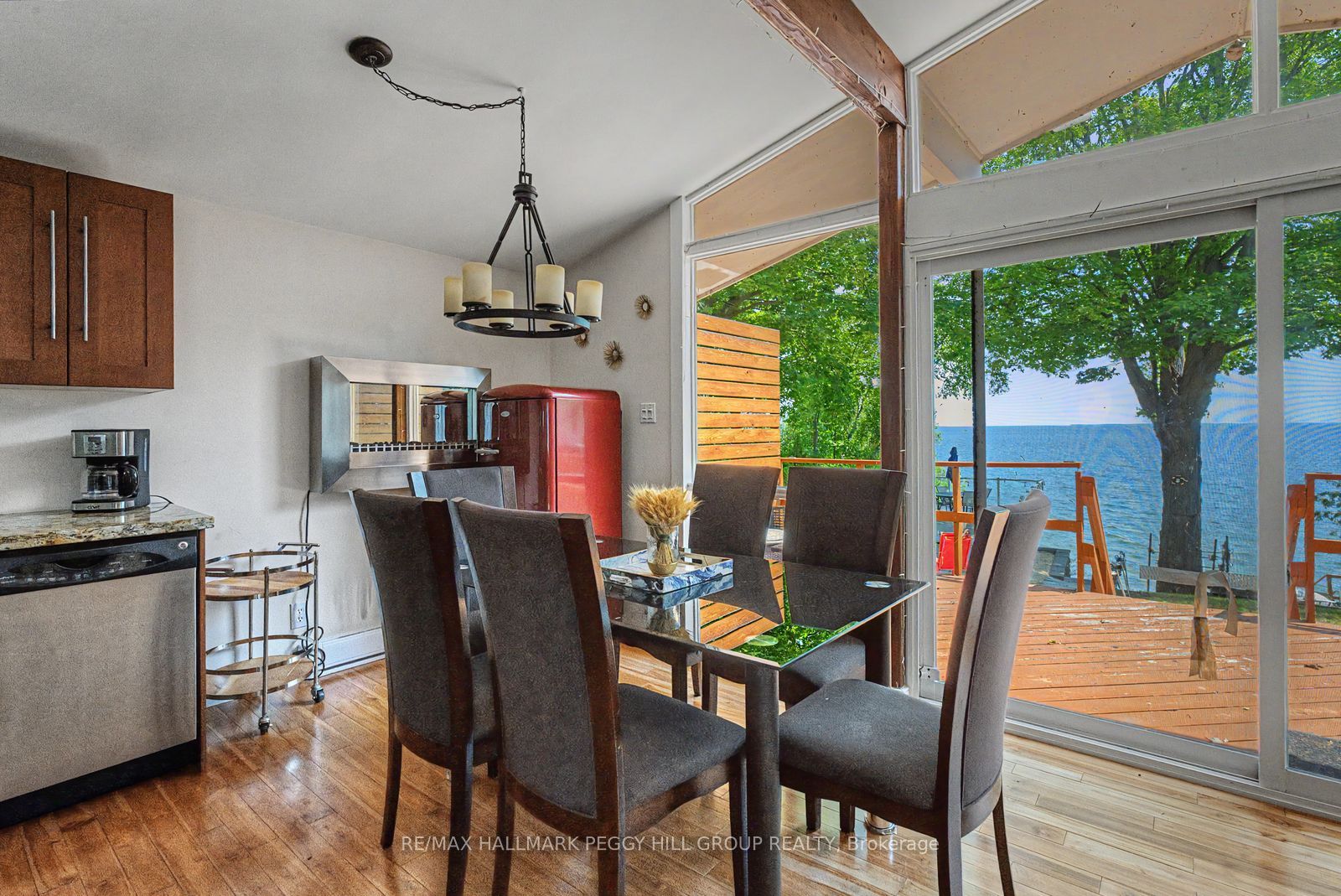 3595 Glenhaven Beach Road Property Photo 7