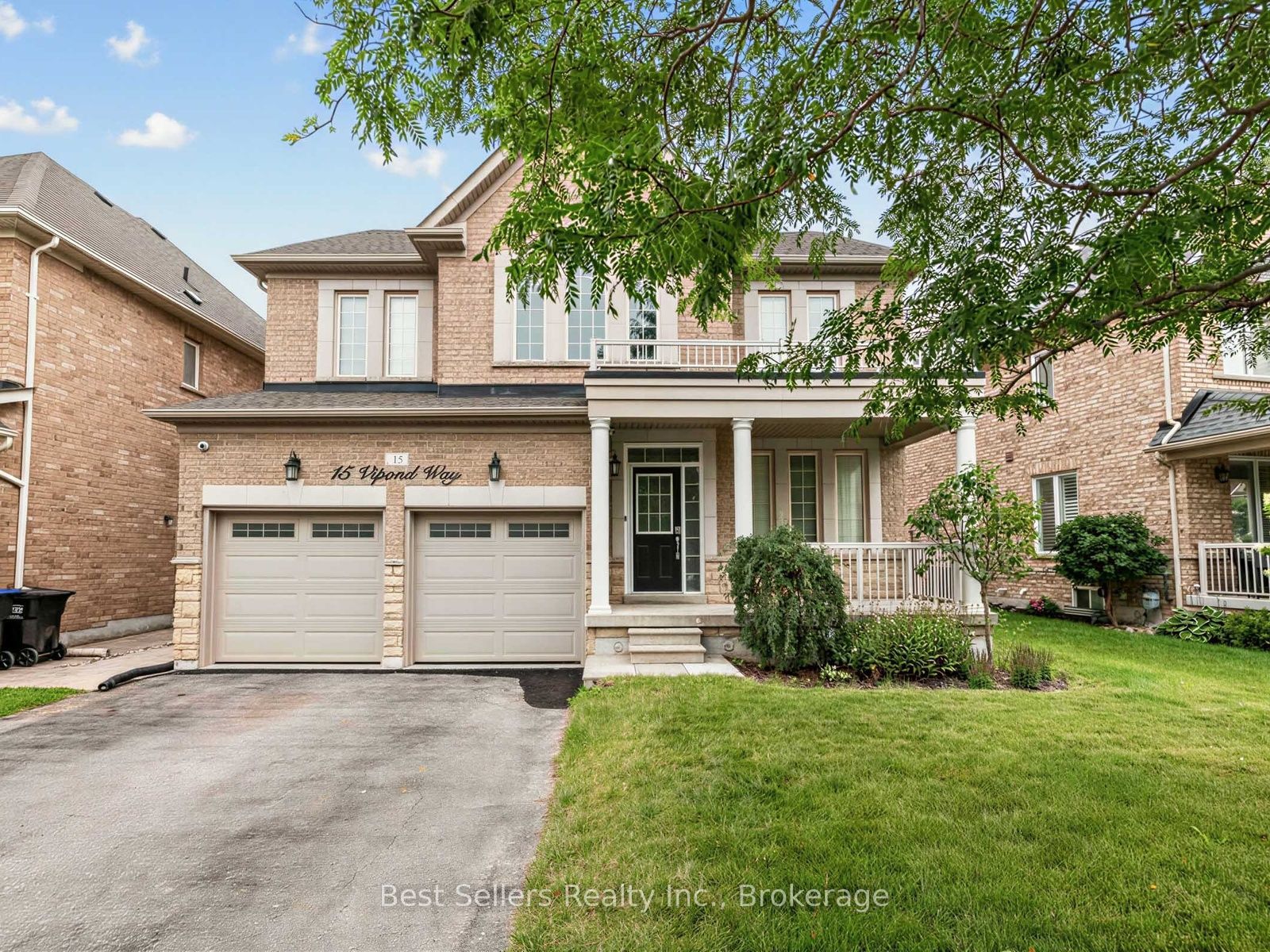 15 Vipond Way Property Photo 1