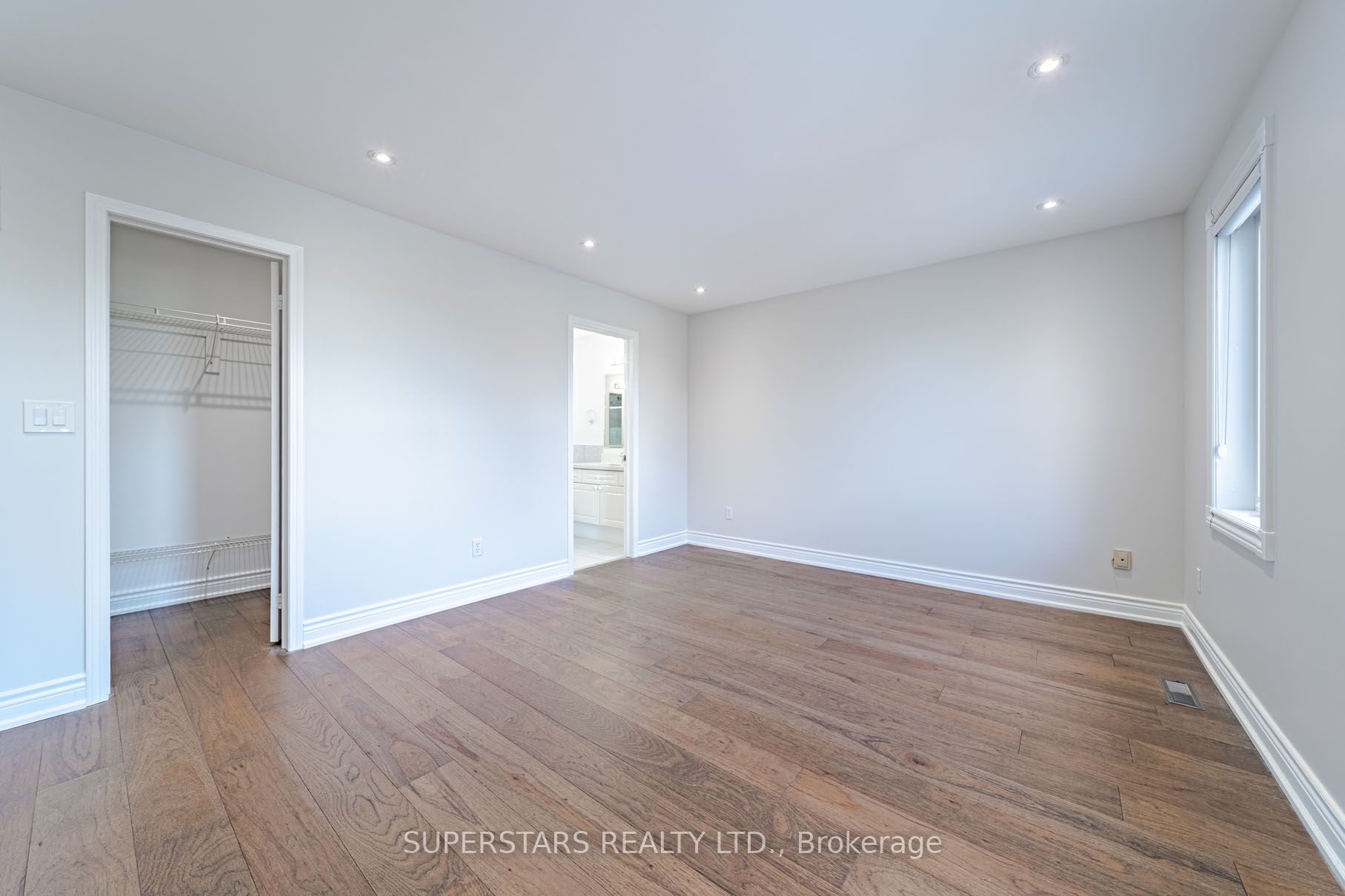 45 Tower Bridge Crescent Property Photo 22